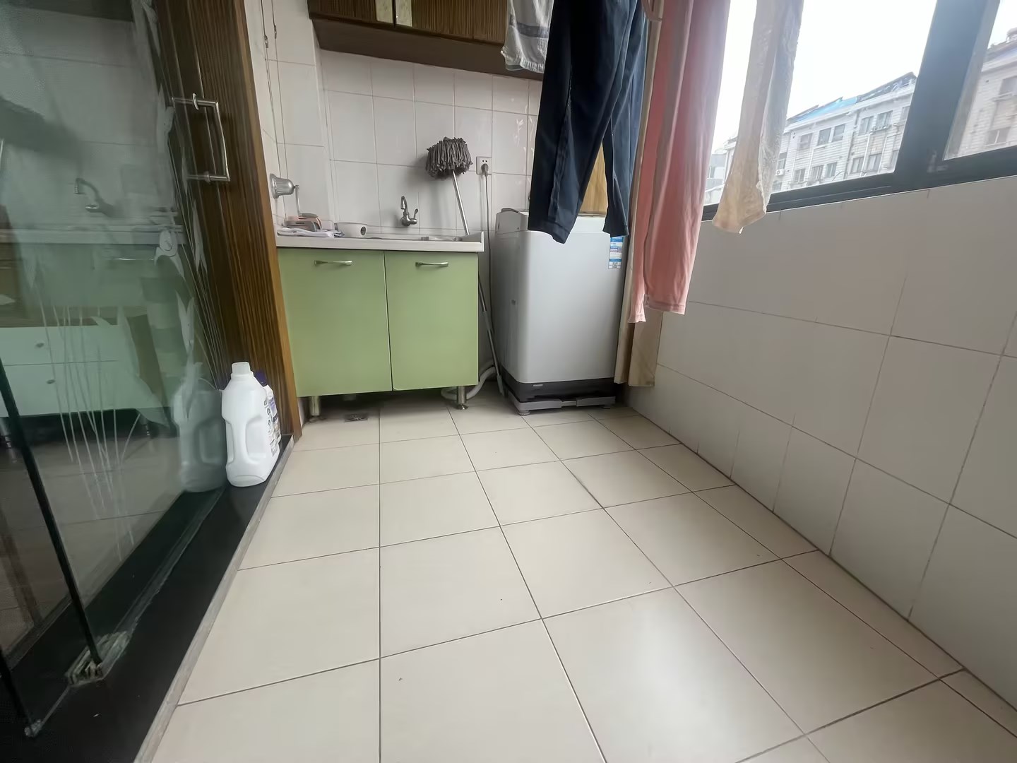 佳乐花苑 2室2厅1卫 100m&sup2;