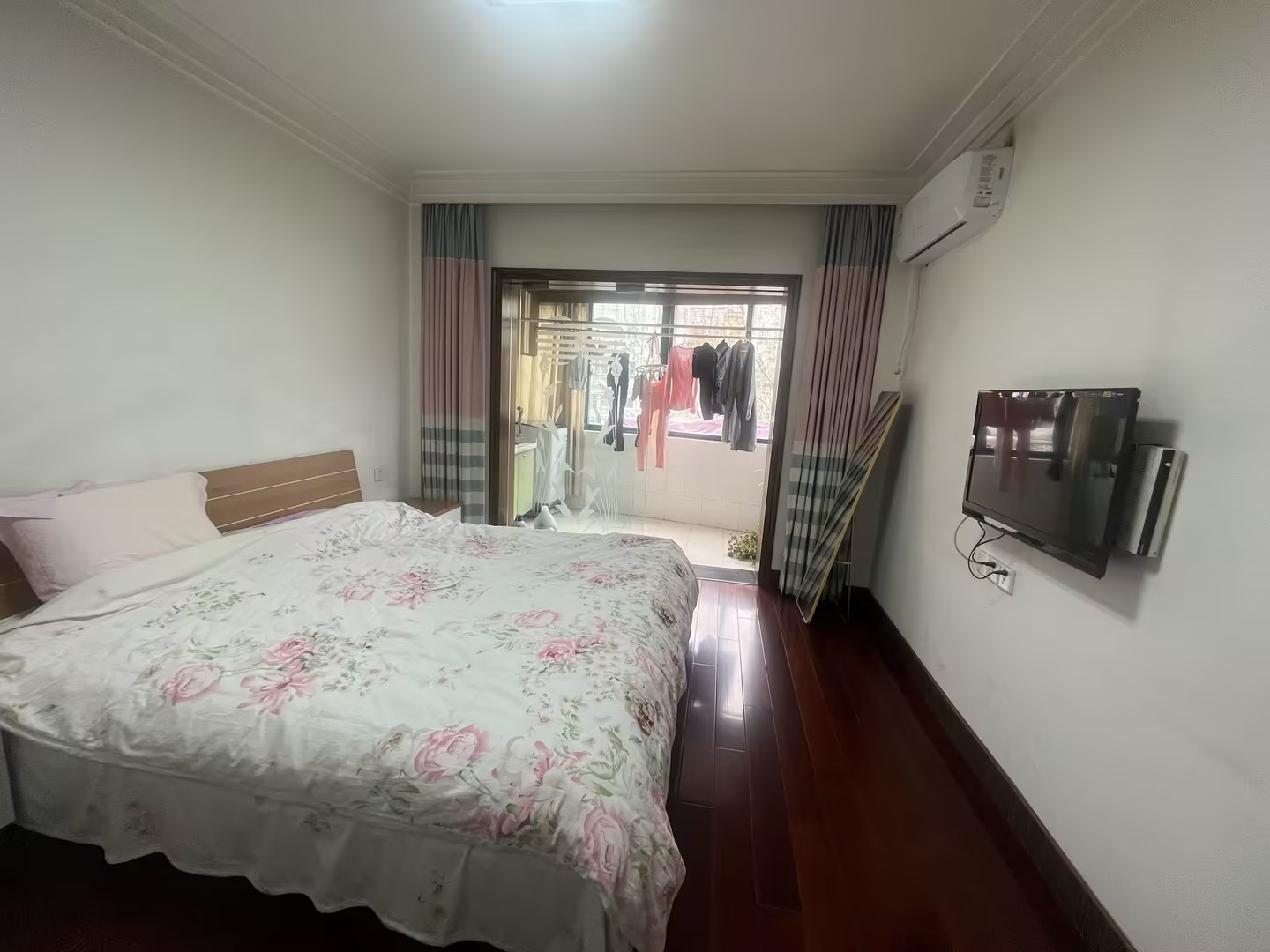 佳乐花苑 2室2厅1卫 100m&sup2;