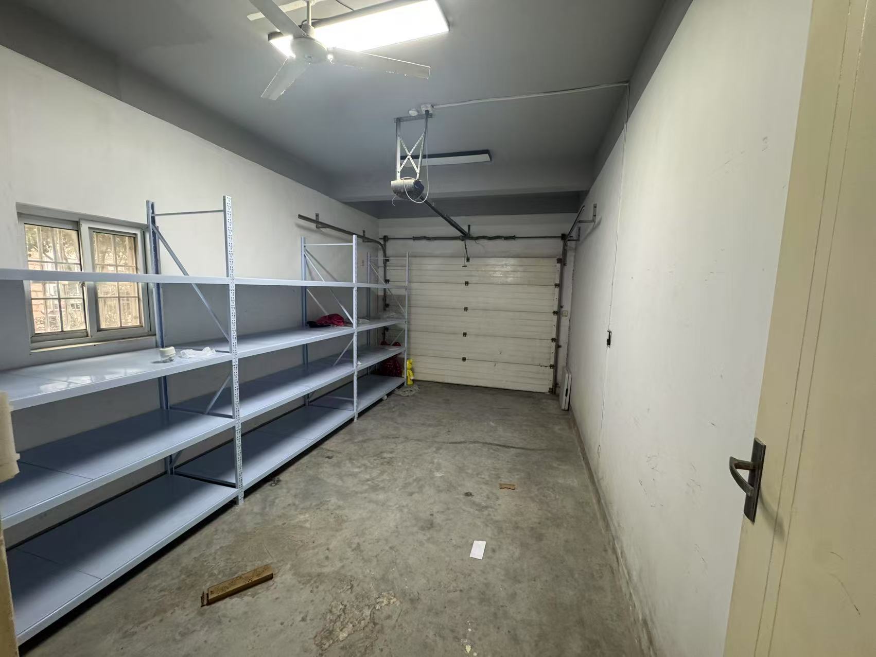 星湖花园 5室2厅2卫 395m&sup2;