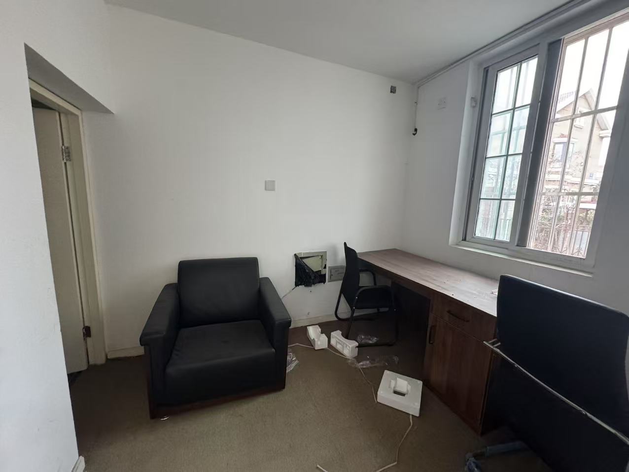 星湖花园 5室2厅2卫 395m&sup2;