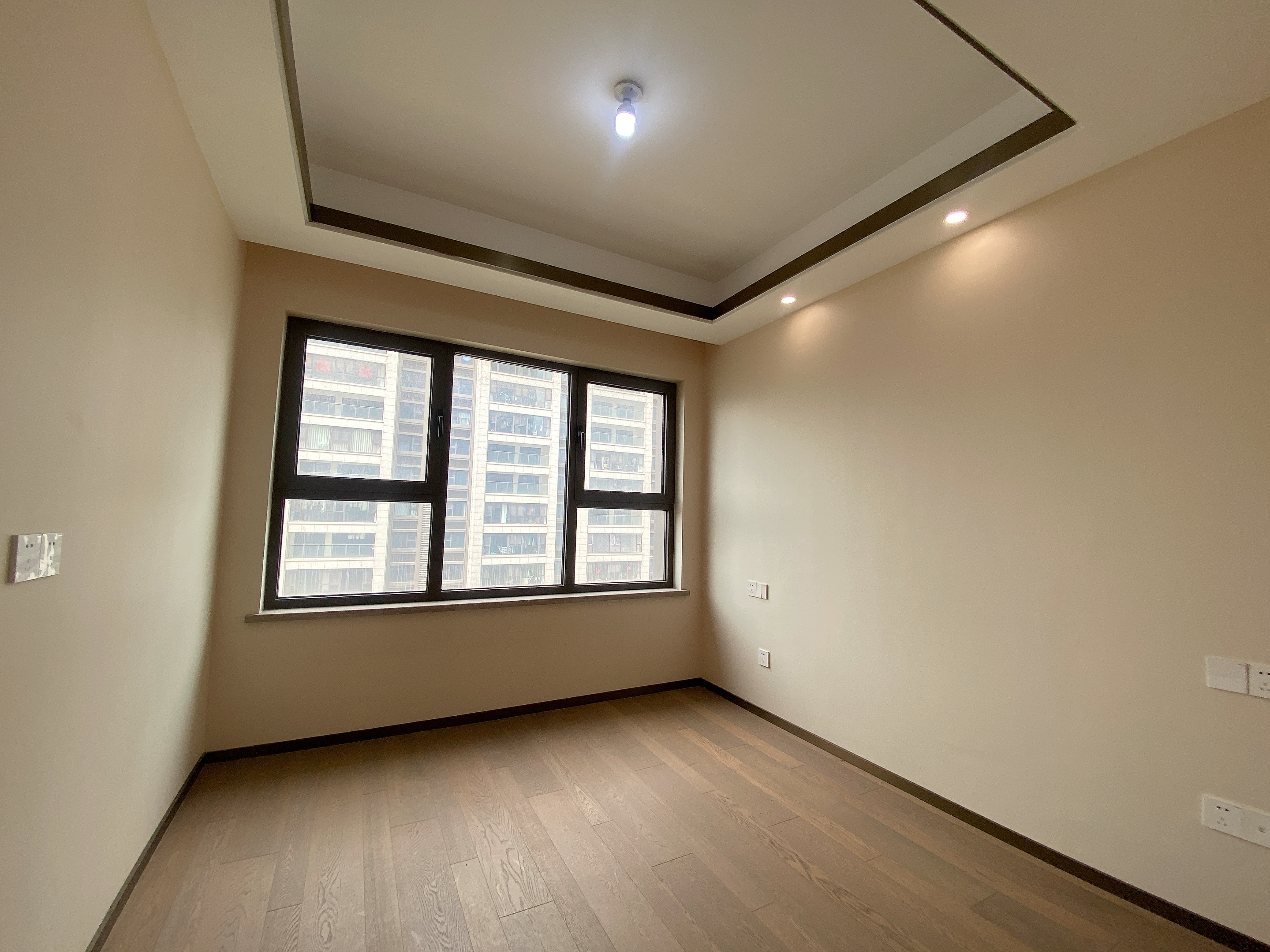远创东樾 3室2厅2卫 123.3m&sup2;