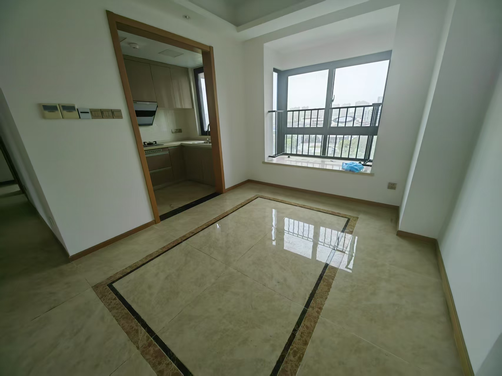 林肯公园 4室2厅2卫 123.68m²