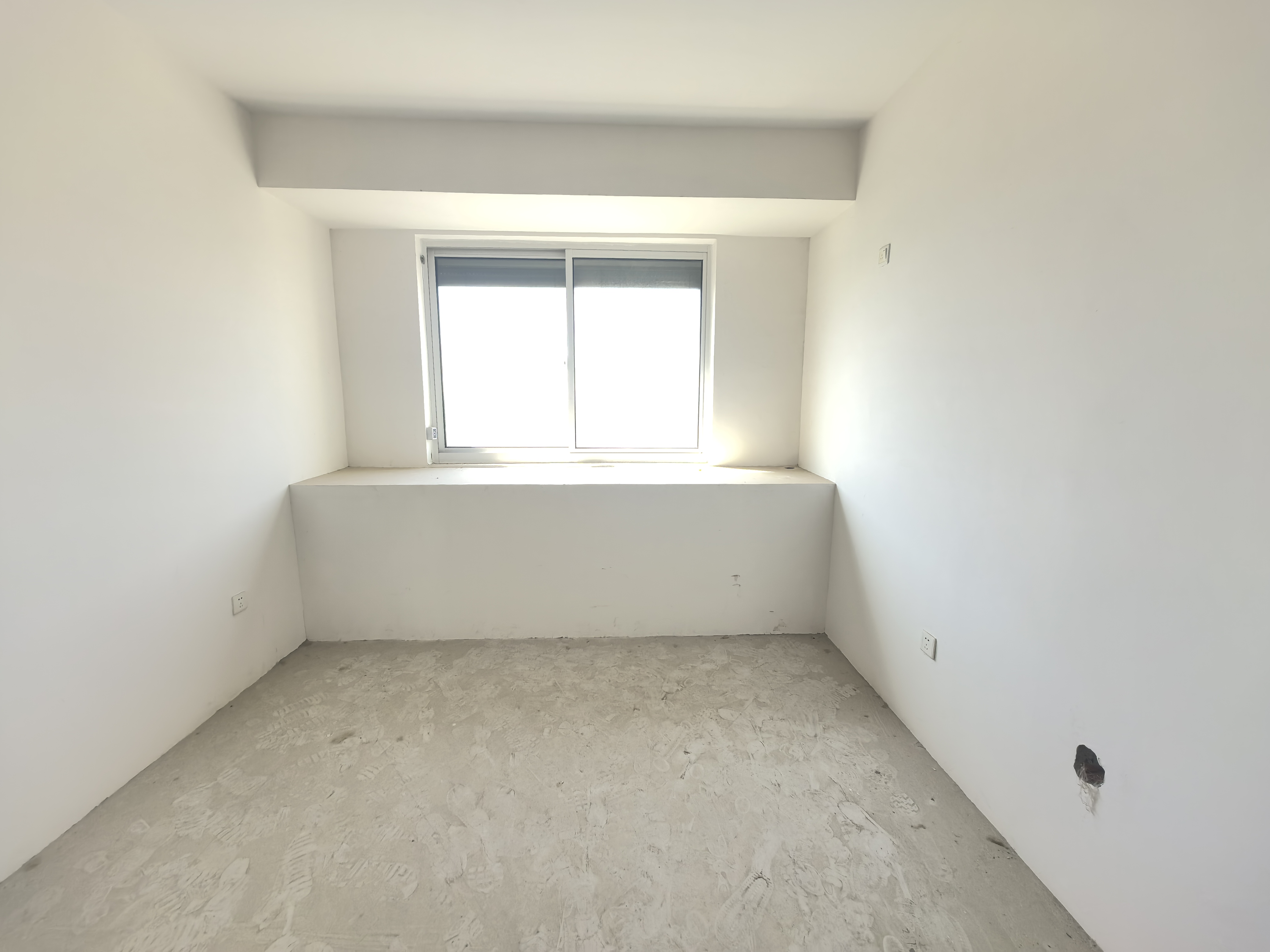 湖滨华庭 3室2厅1卫 91.00m&sup2;