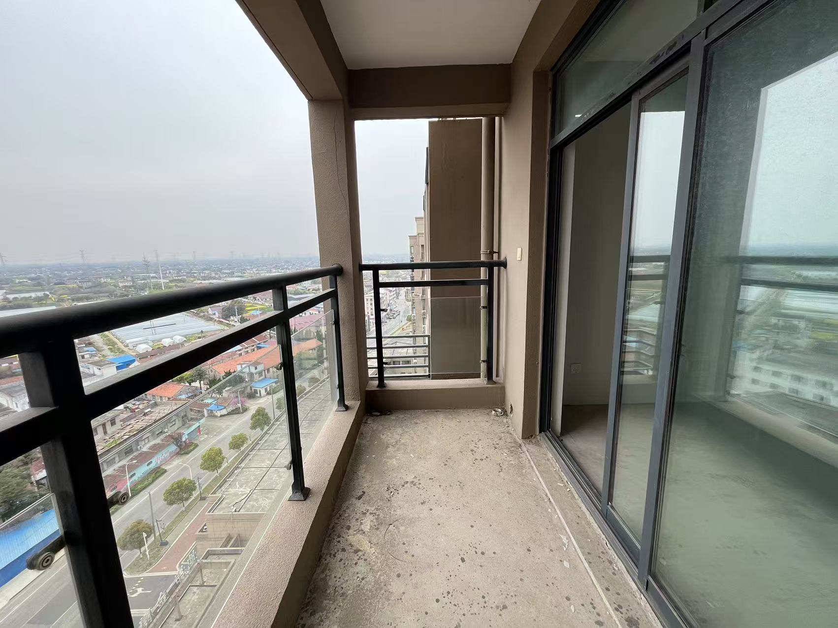 地纬金樽花园 3室2厅1卫 100m&sup2;