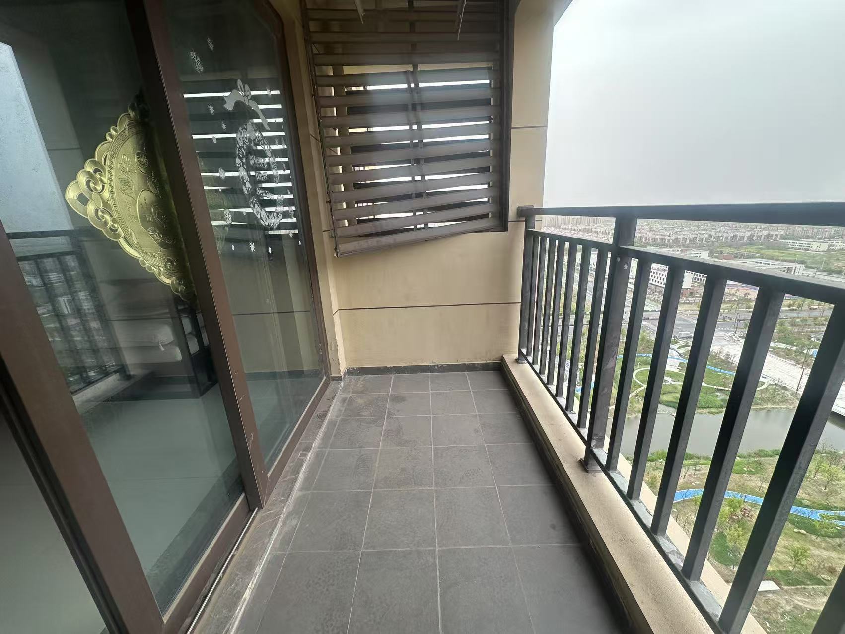 富力院士廷 3室2厅2卫 109m&sup2;