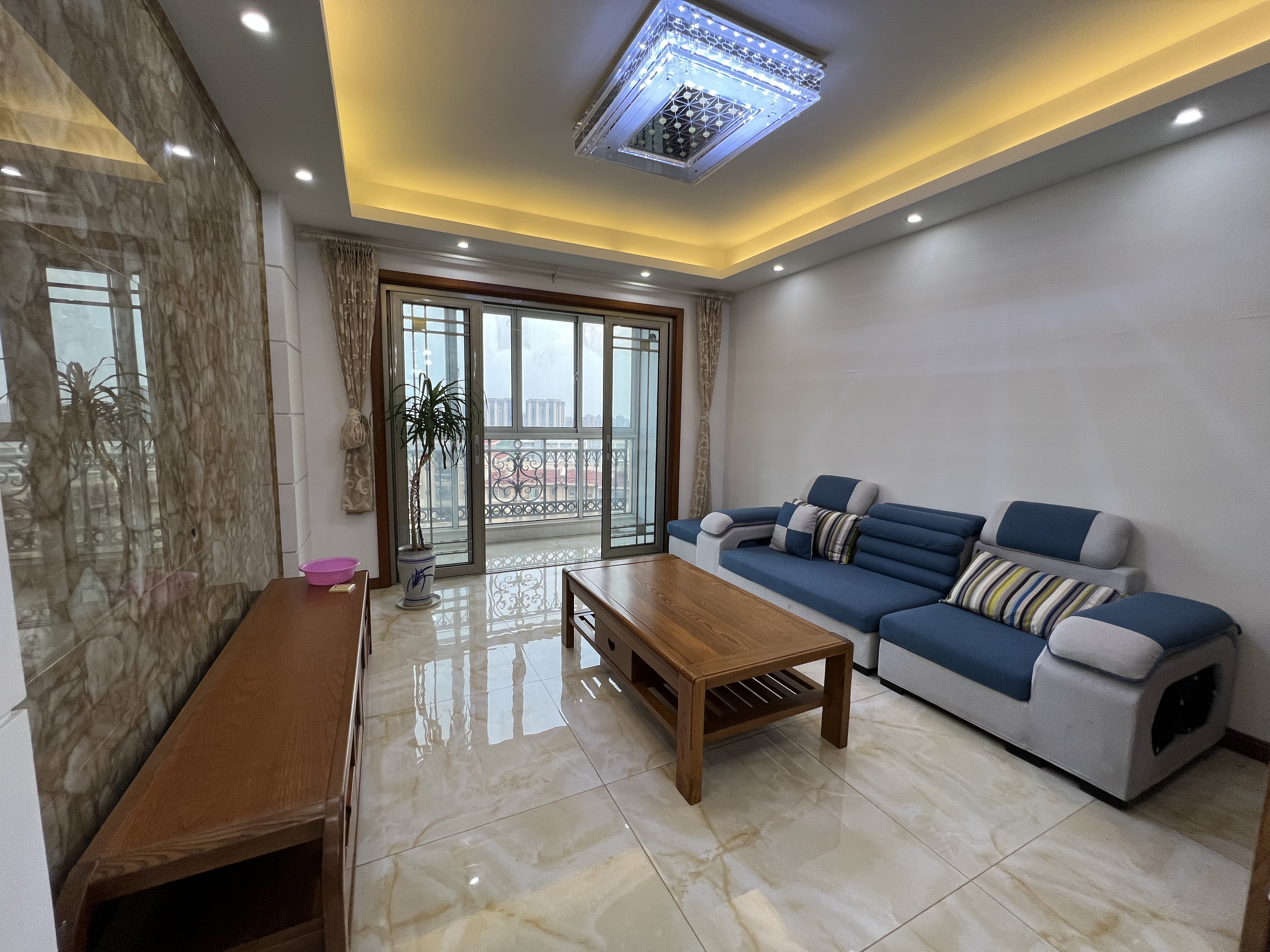 中南世纪花城二期 2室2厅1卫 88.15m&sup2;