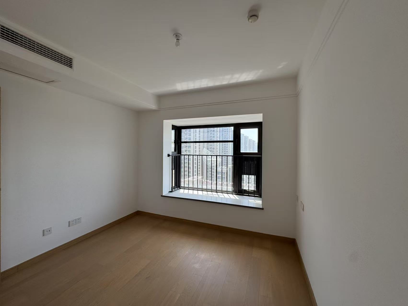 时光漫城 3室2厅1卫 92.61m&sup2;