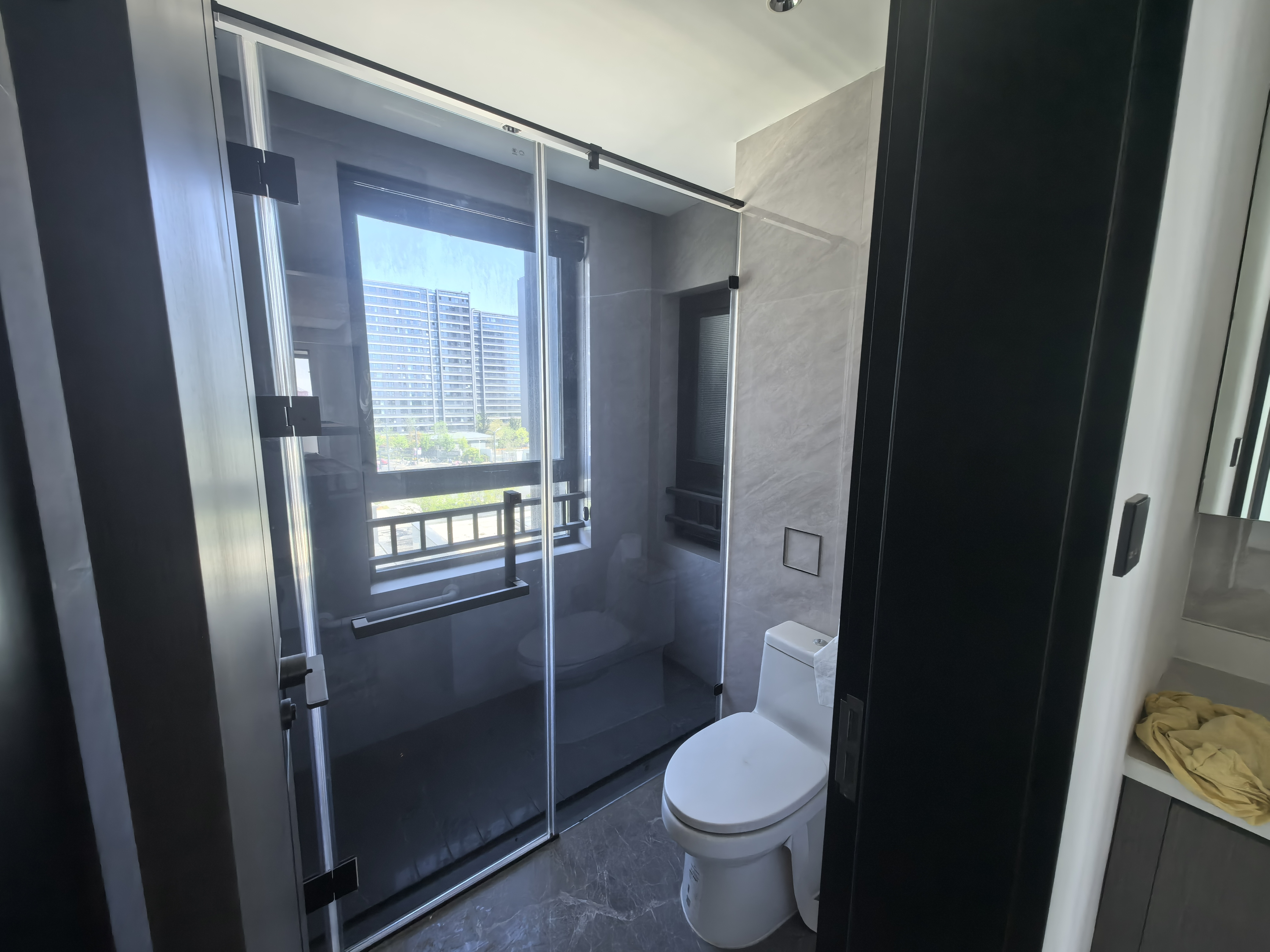 滨江玺 3室2厅3卫 190.00m&sup2;