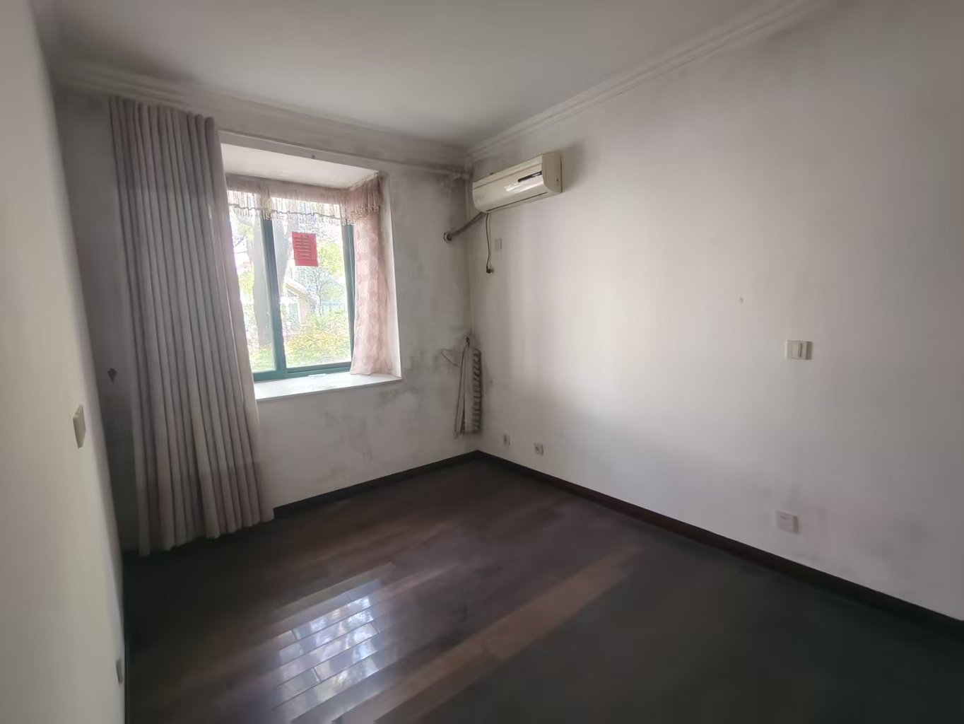 江海皇都私家花园 2室2厅1卫 93.00m&sup2;