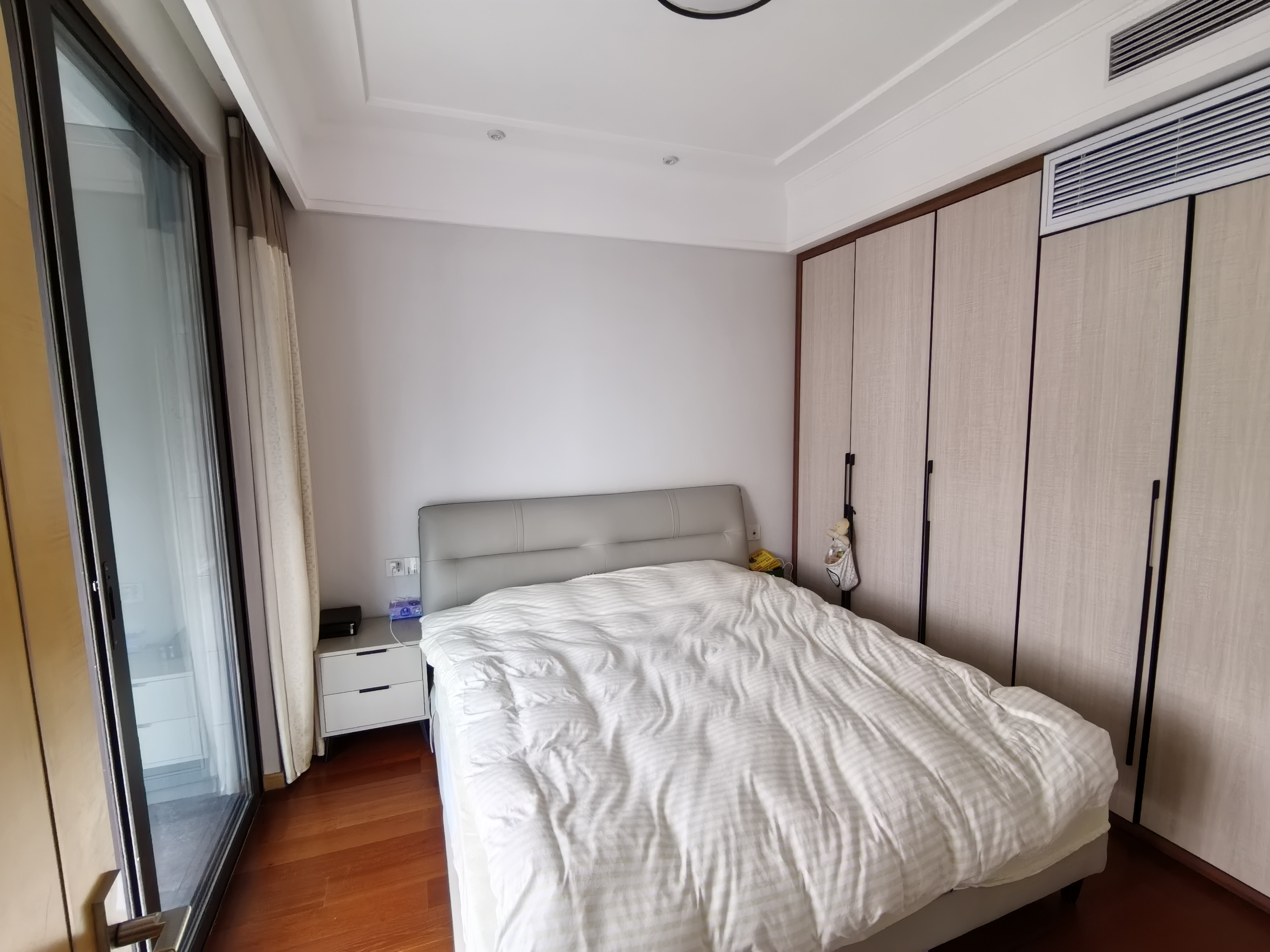 兰园 4室2厅2卫 143m&sup2;