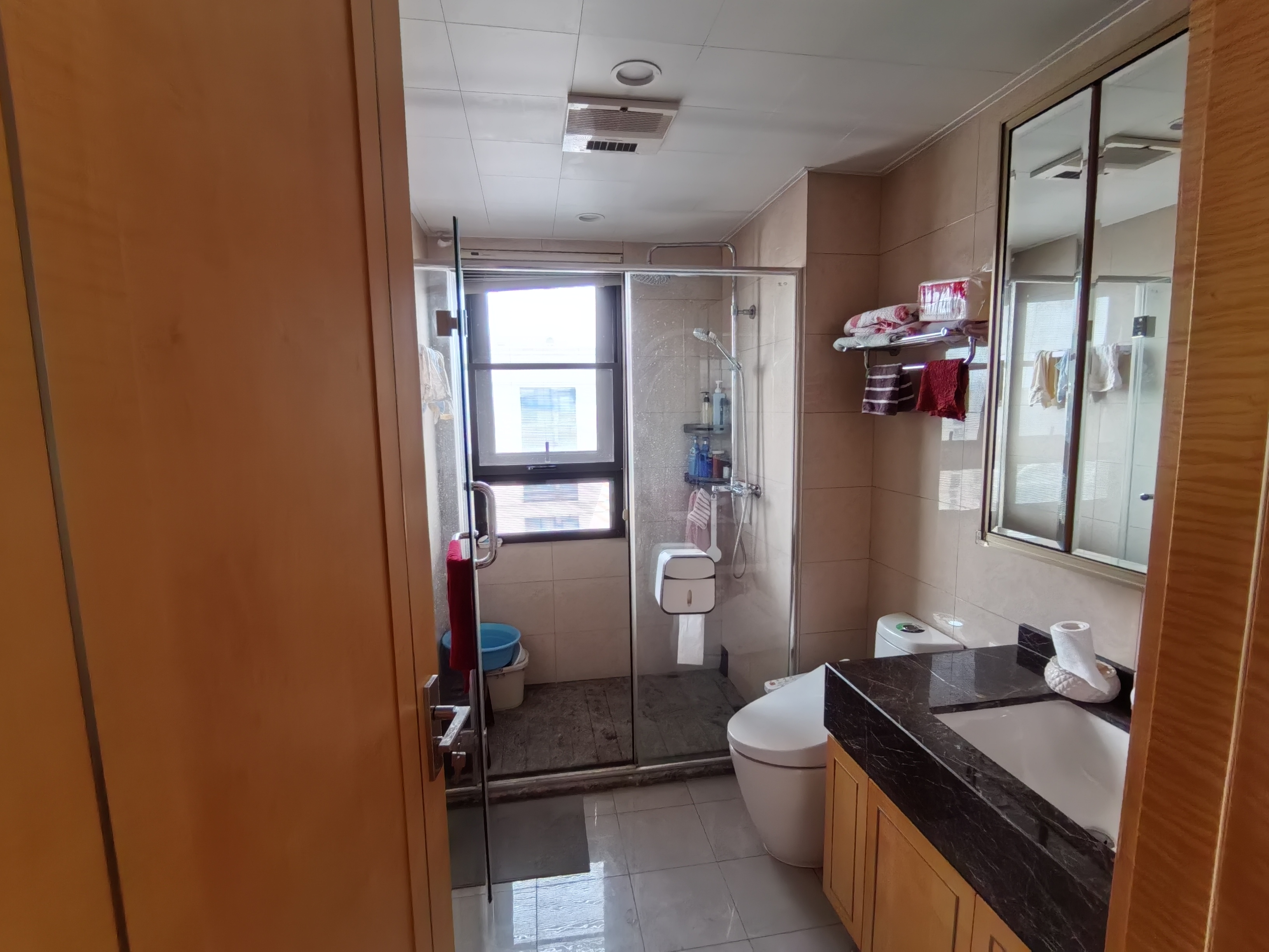 兰园 4室2厅2卫 143m&sup2;