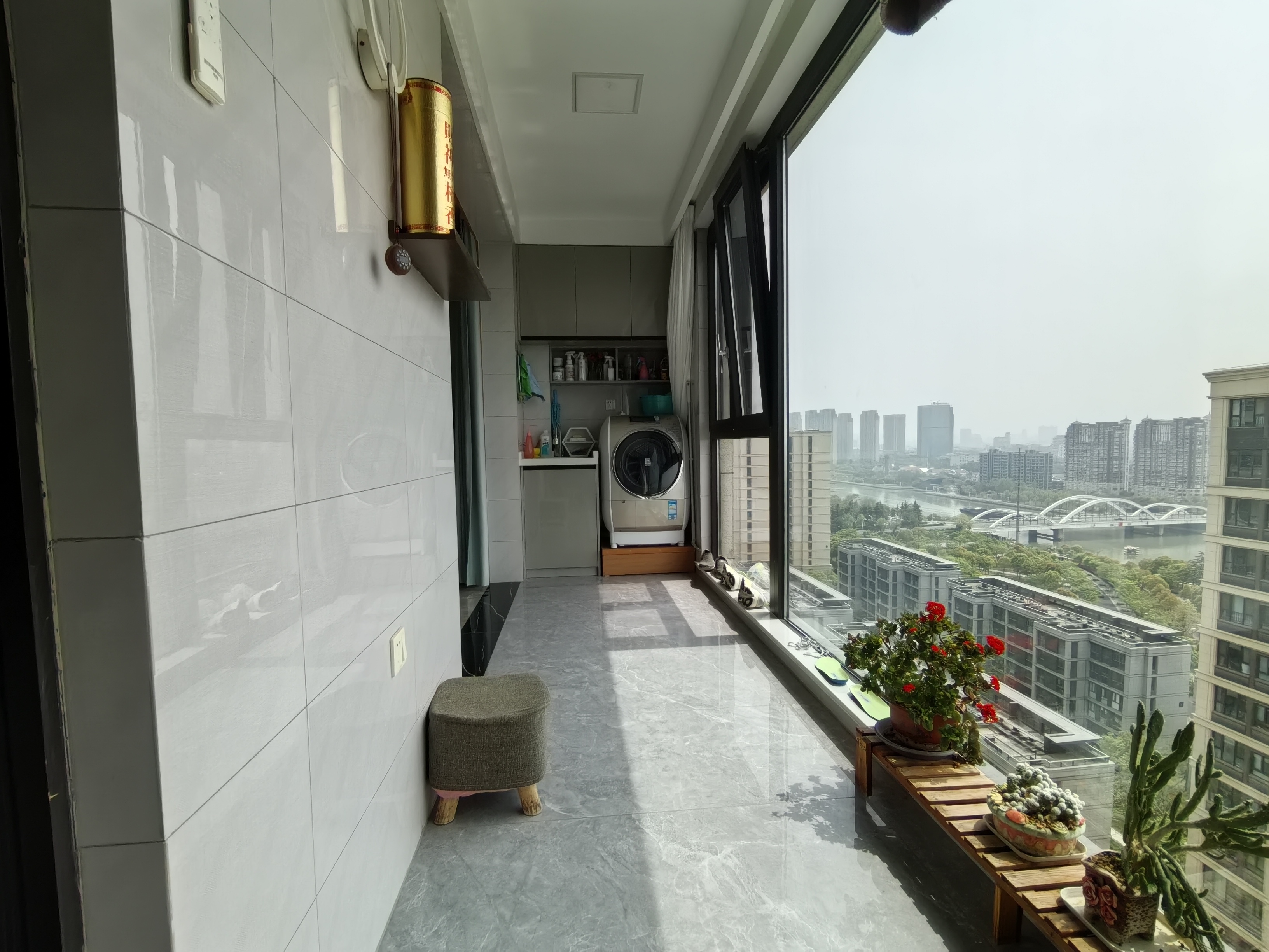 兰园 4室2厅2卫 143m&sup2;