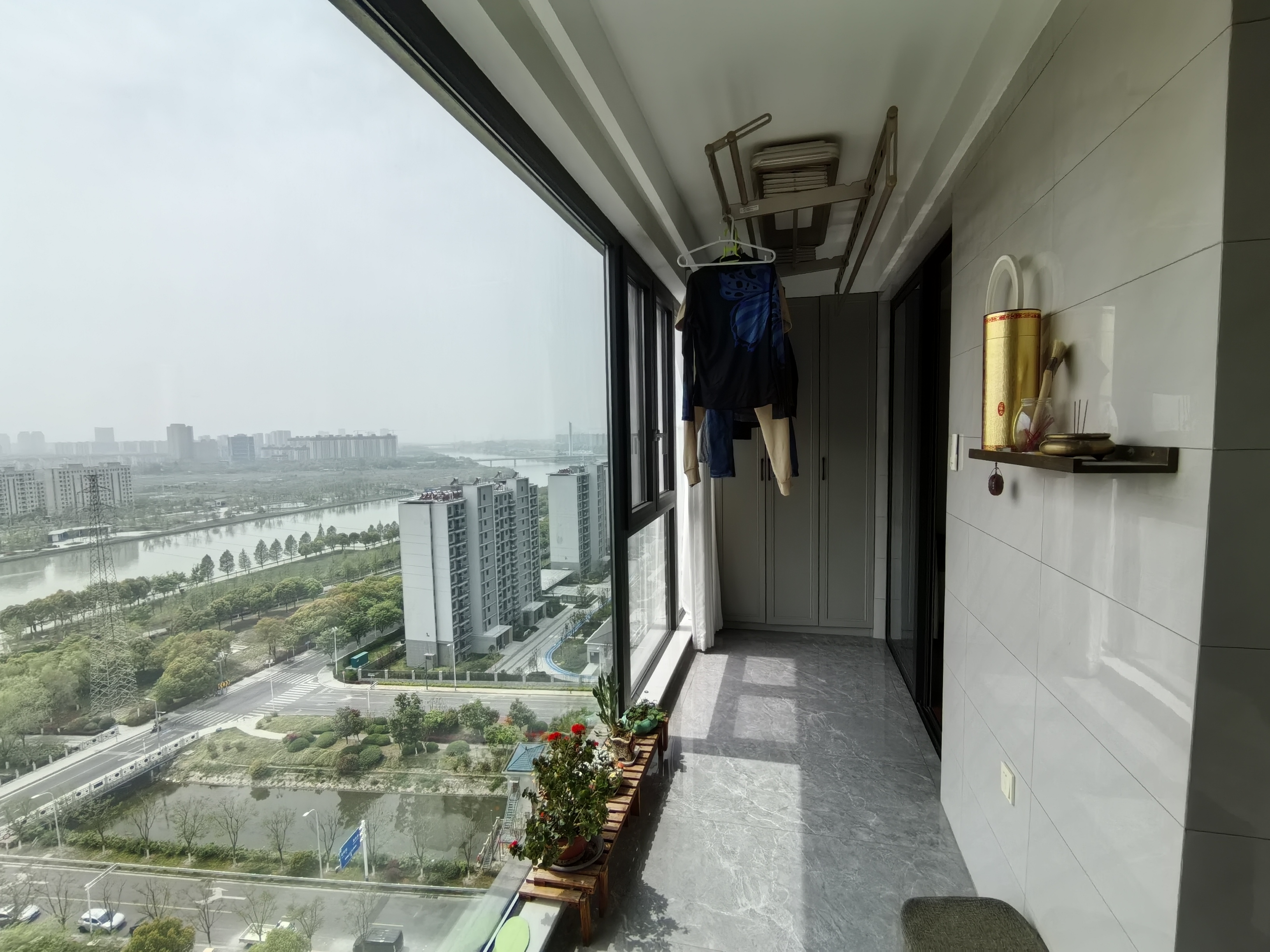 兰园 4室2厅2卫 143m&sup2;
