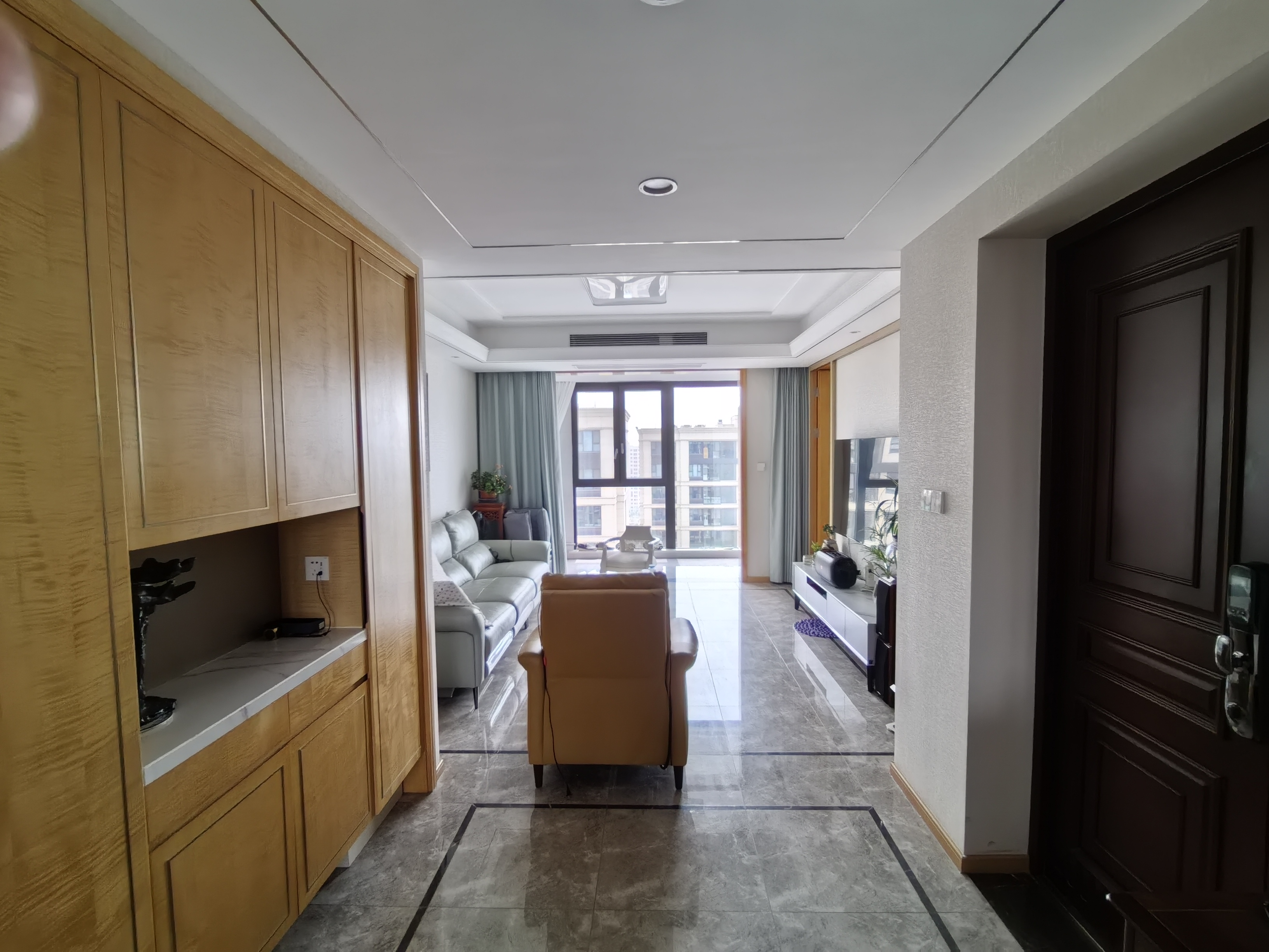 兰园 4室2厅2卫 143m²