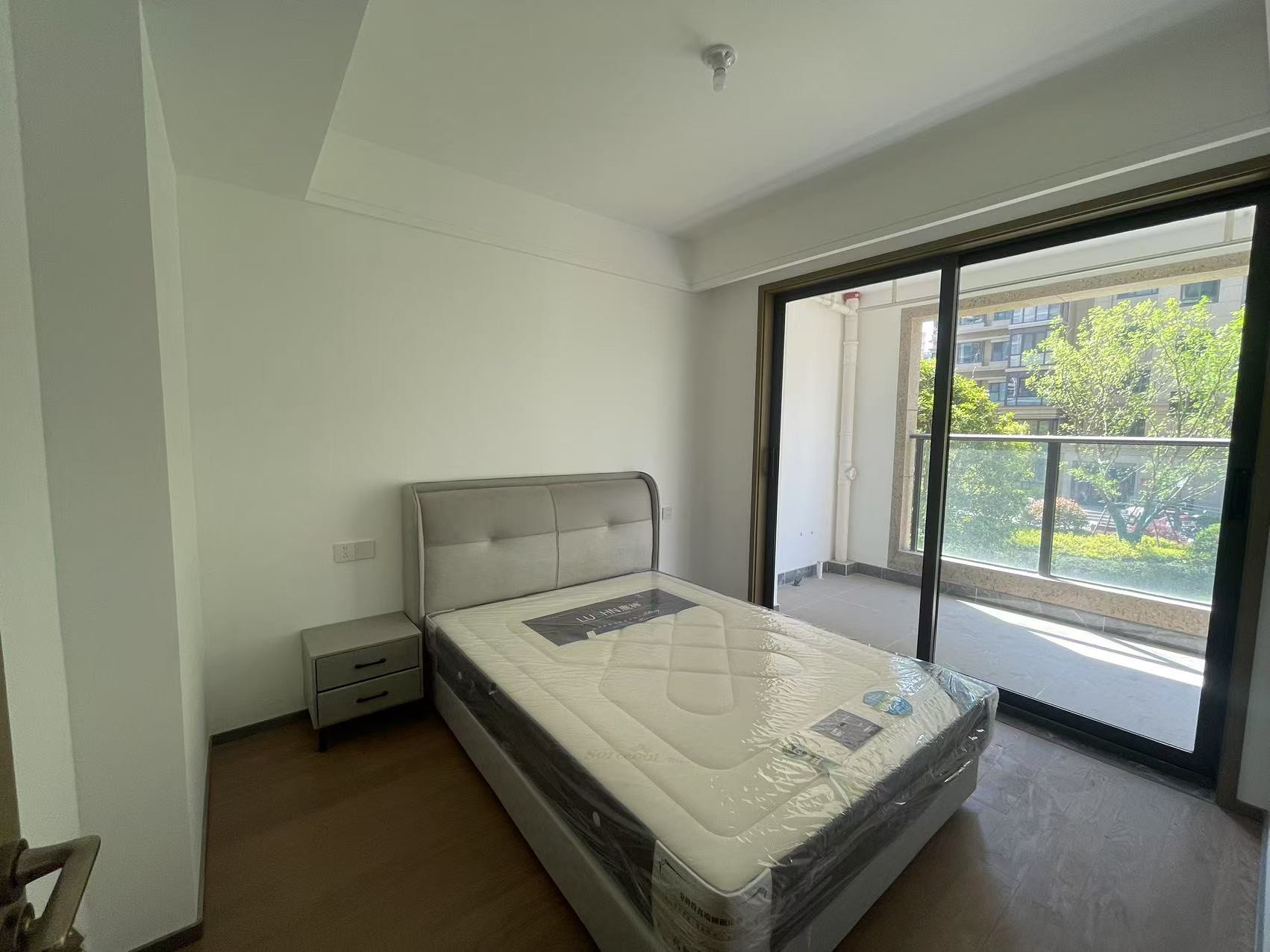 远创宸樾 3室2厅1卫 100.32m&sup2;