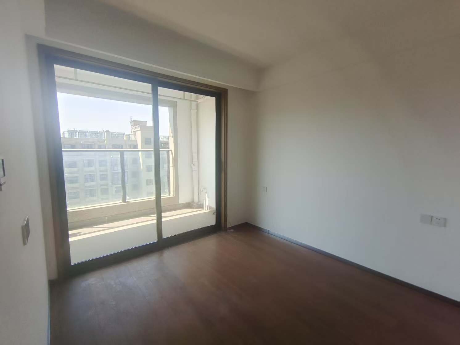 远创宸樾 3室2厅1卫 98.9m&sup2;