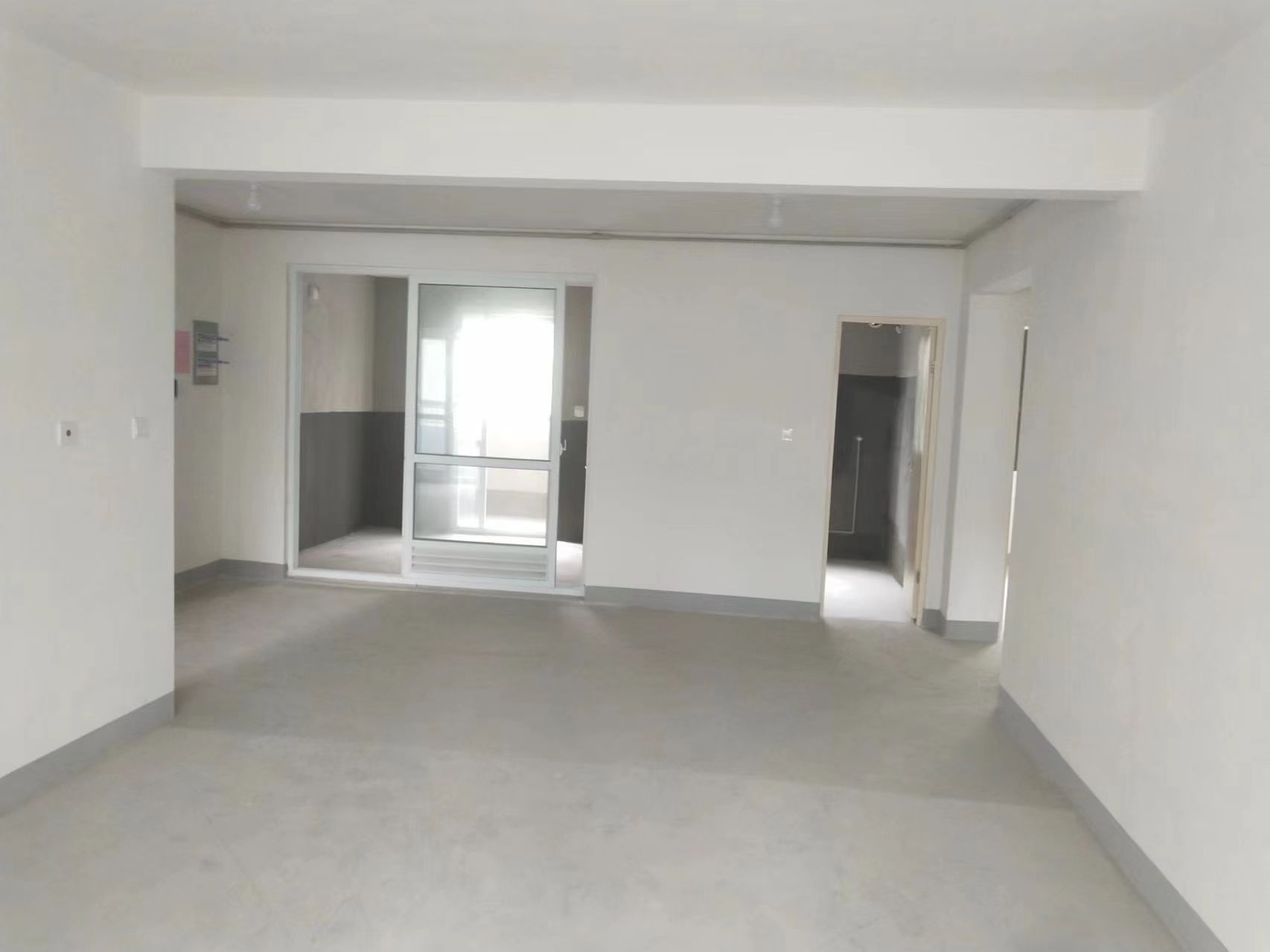 天一裕景苑 3室2厅2卫 145m&sup2;