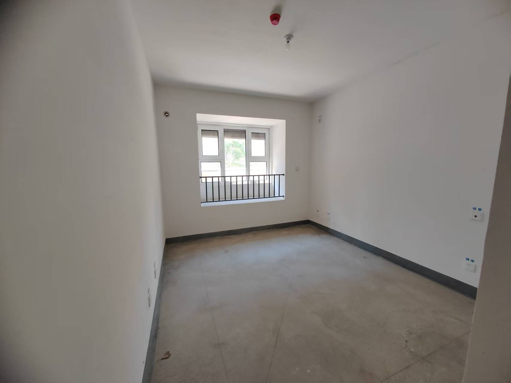 世茂新界 3室2厅1卫 91m&sup2;