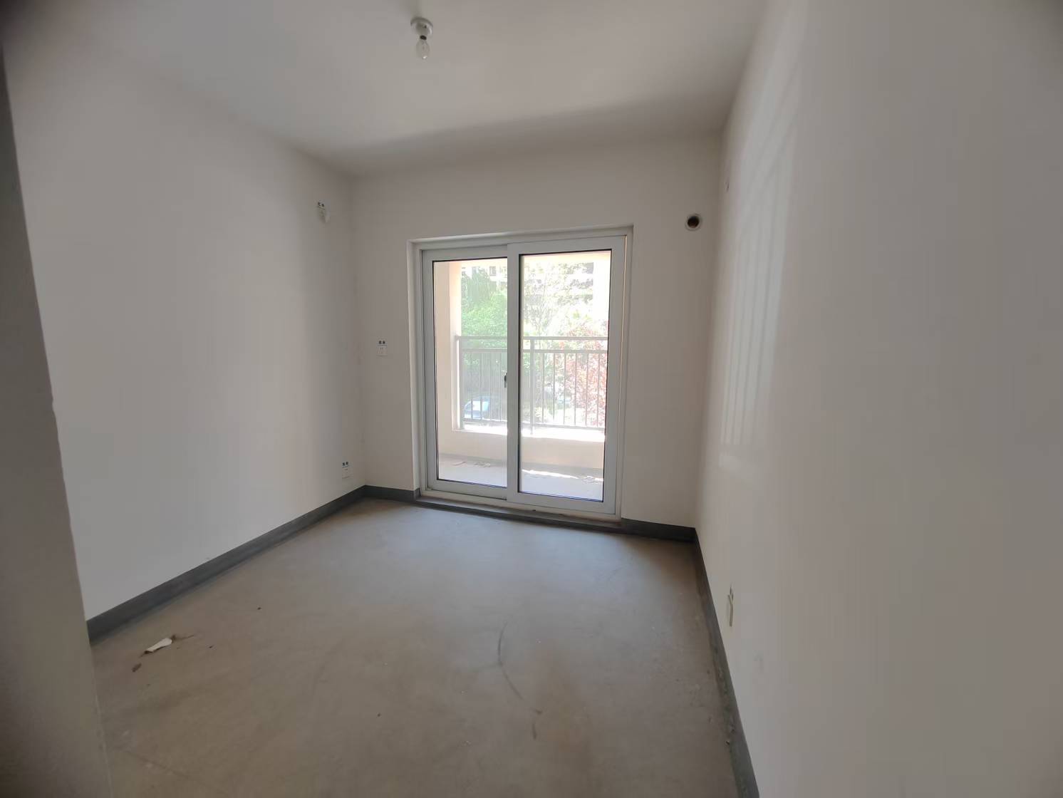 世茂新界 3室2厅1卫 91m&sup2;