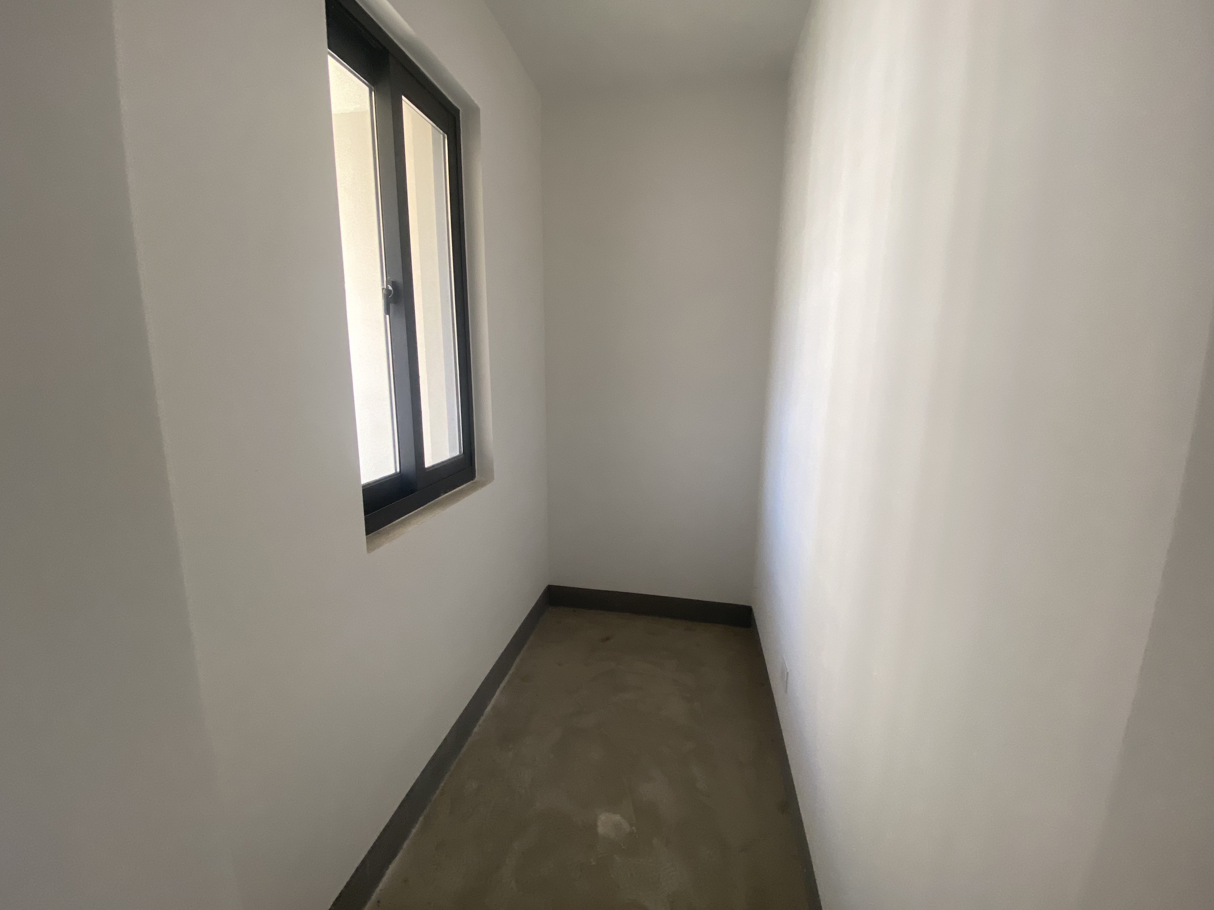 招商新城雍景湾 4室2厅2卫 127m&sup2;