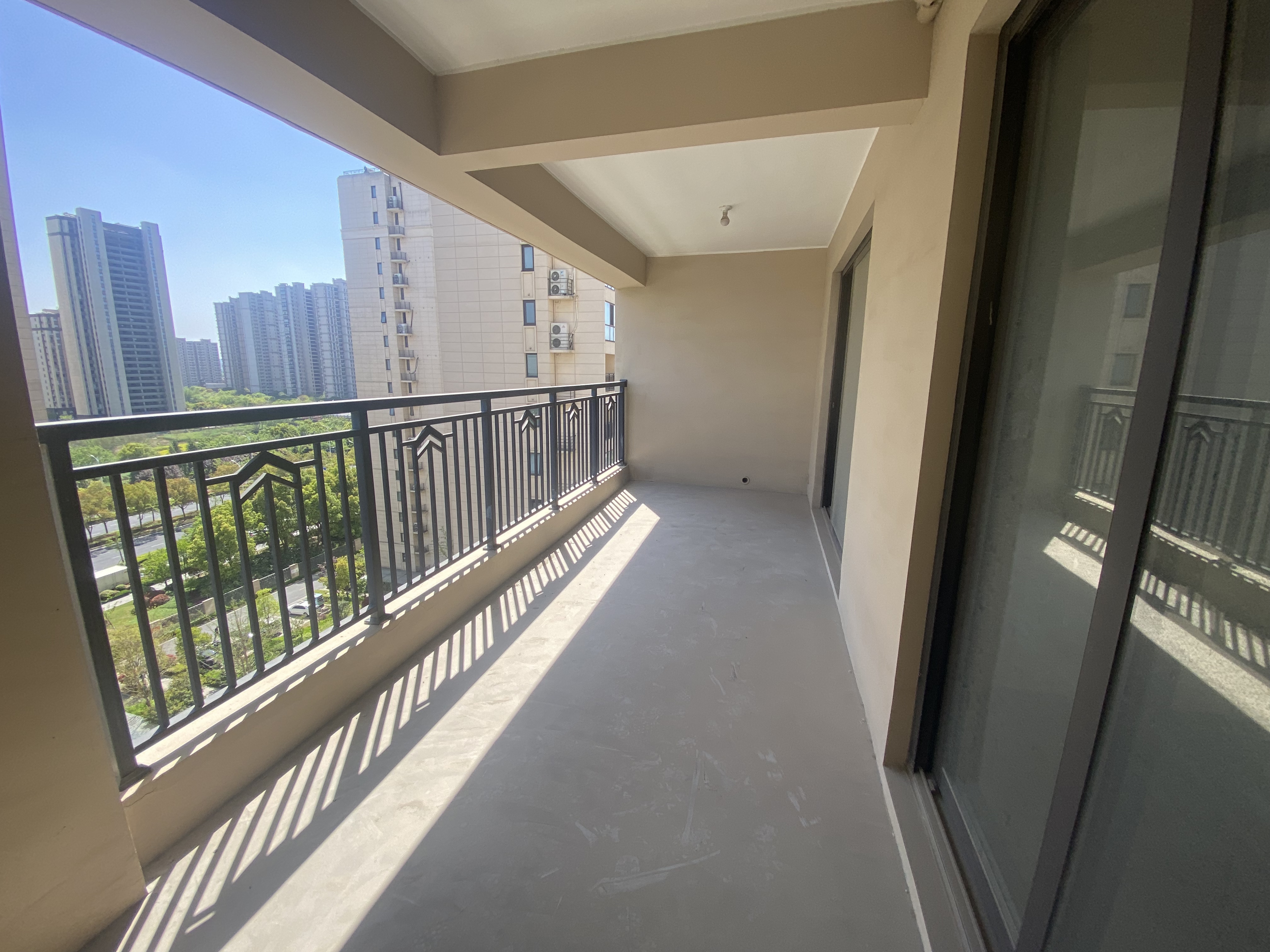 招商新城雍景湾 4室2厅2卫 127m&sup2;