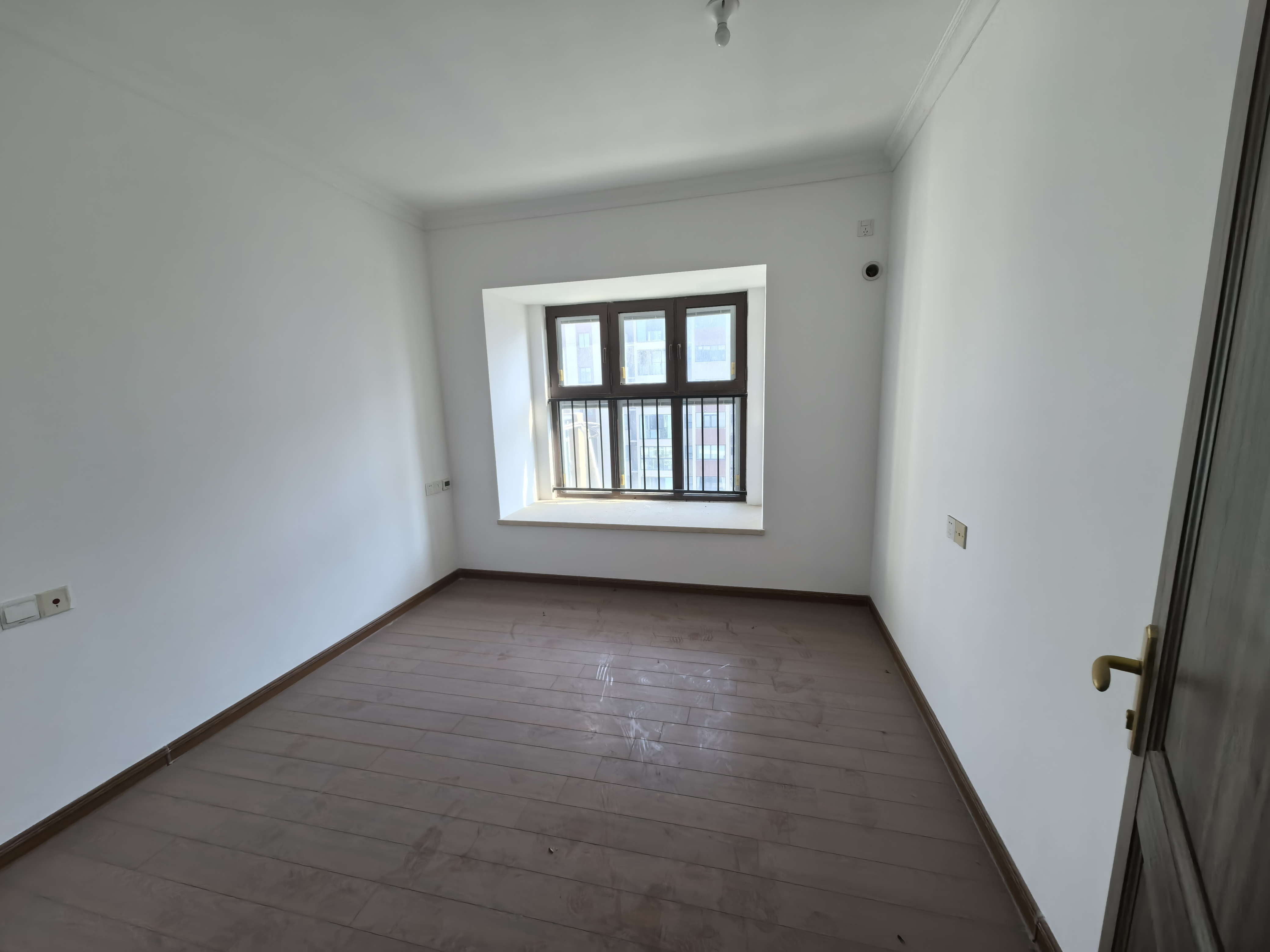 南通碧桂园翡翠华府 4室2厅2卫 142.93m&sup2;