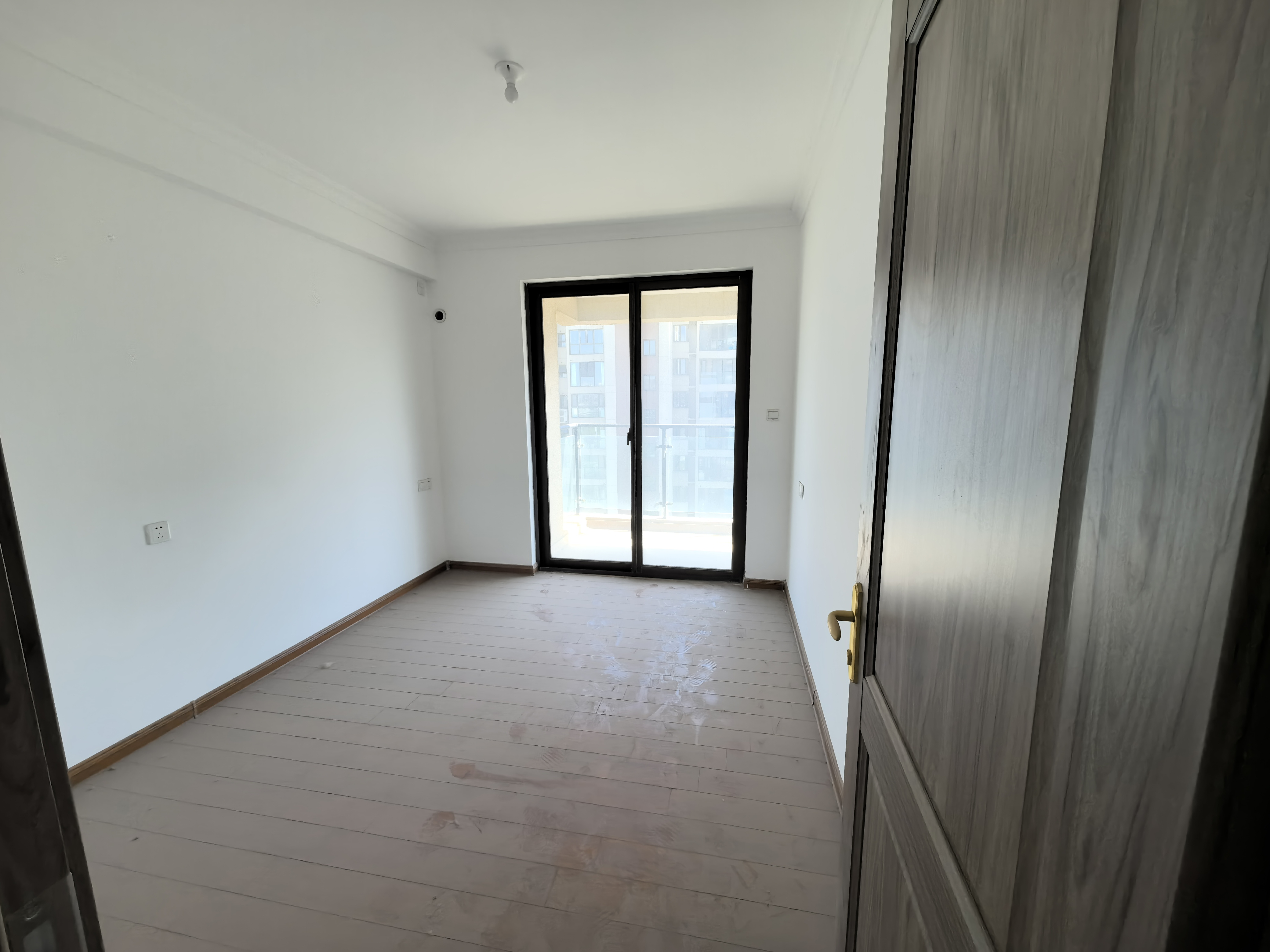 南通碧桂园翡翠华府 4室2厅2卫 142.93m&sup2;