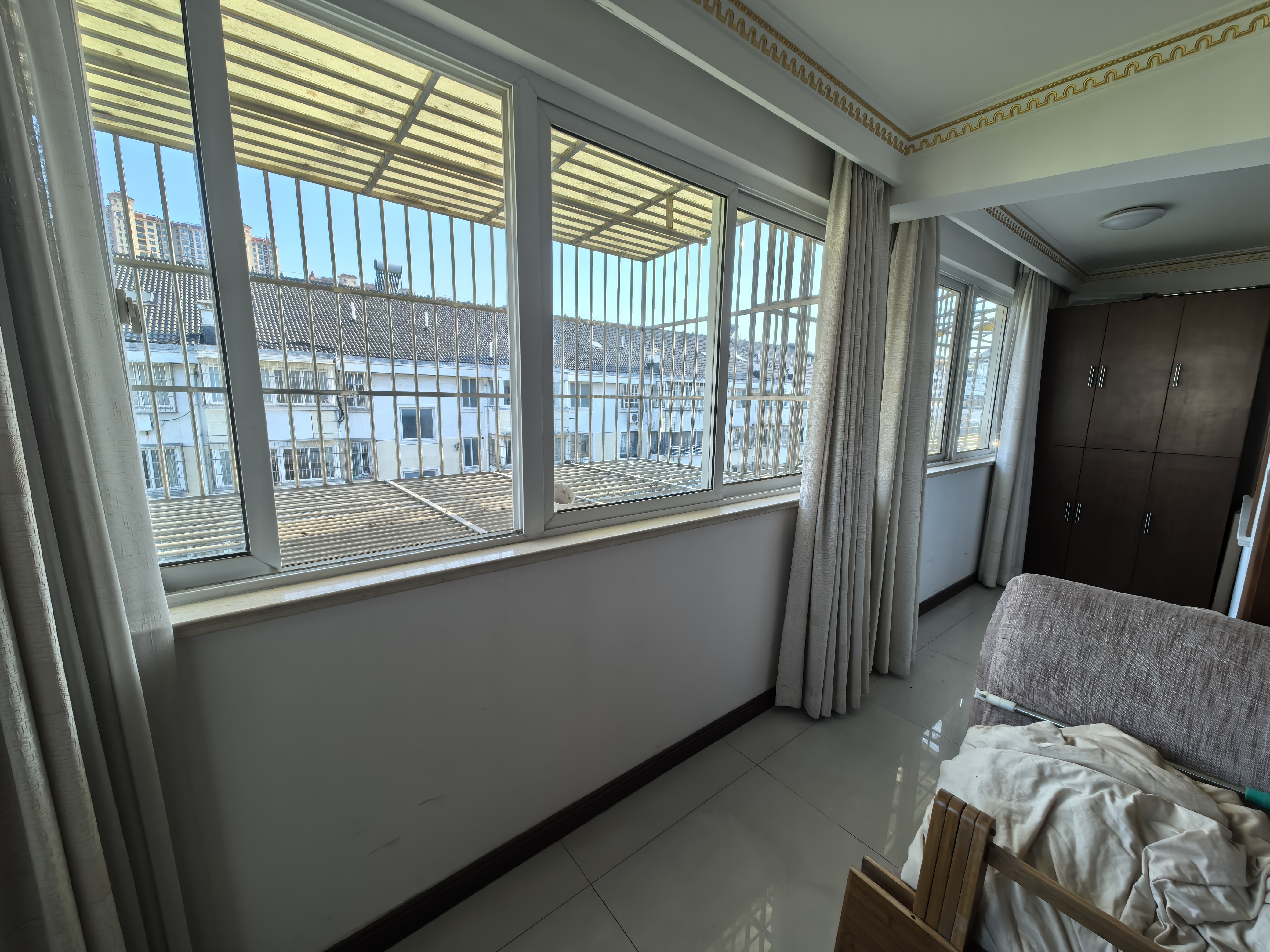 世纪新城 5室2厅2卫 163.85m&sup2;