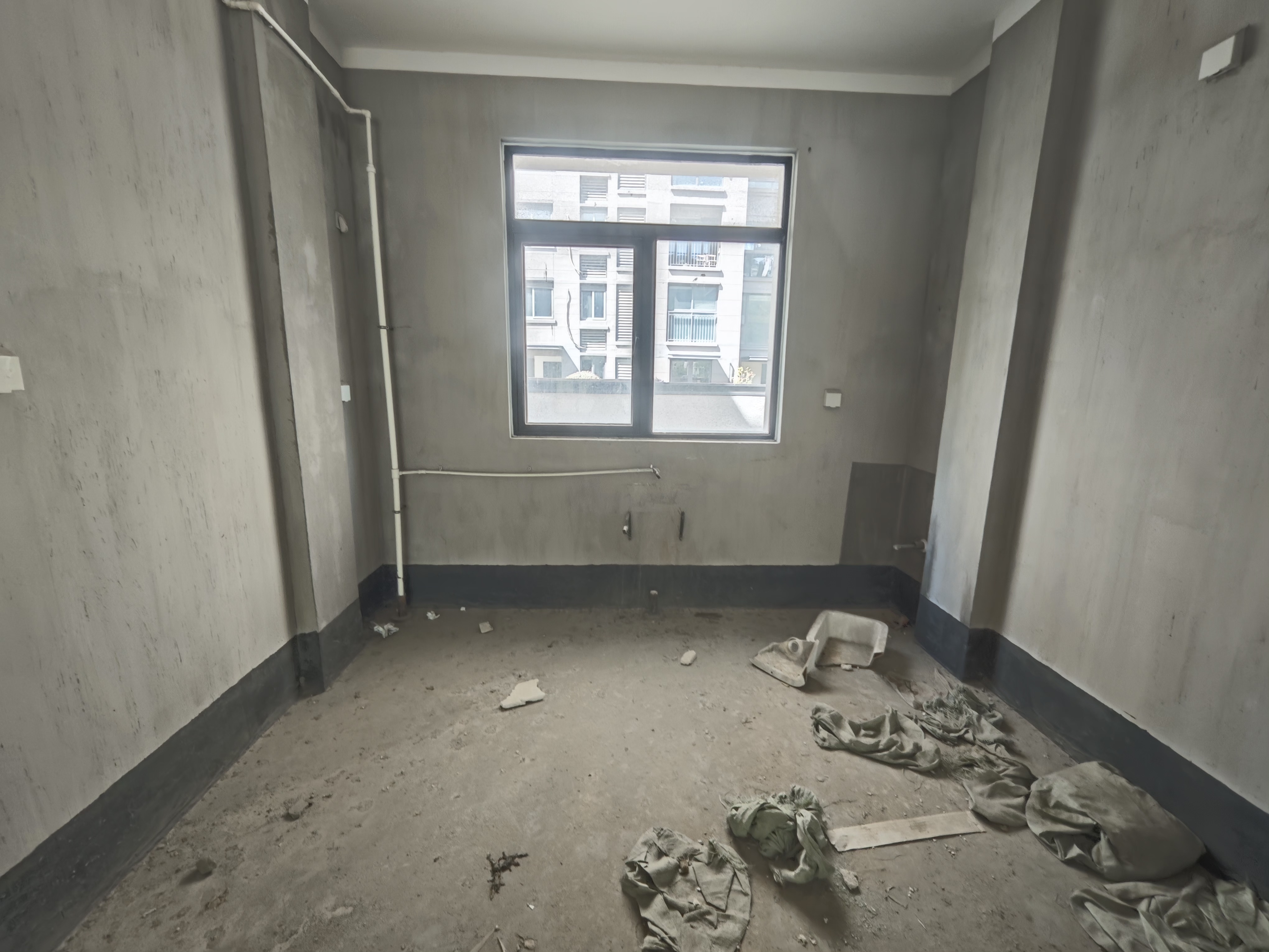 景瑞御府 4室2厅2卫 180.00m&sup2;