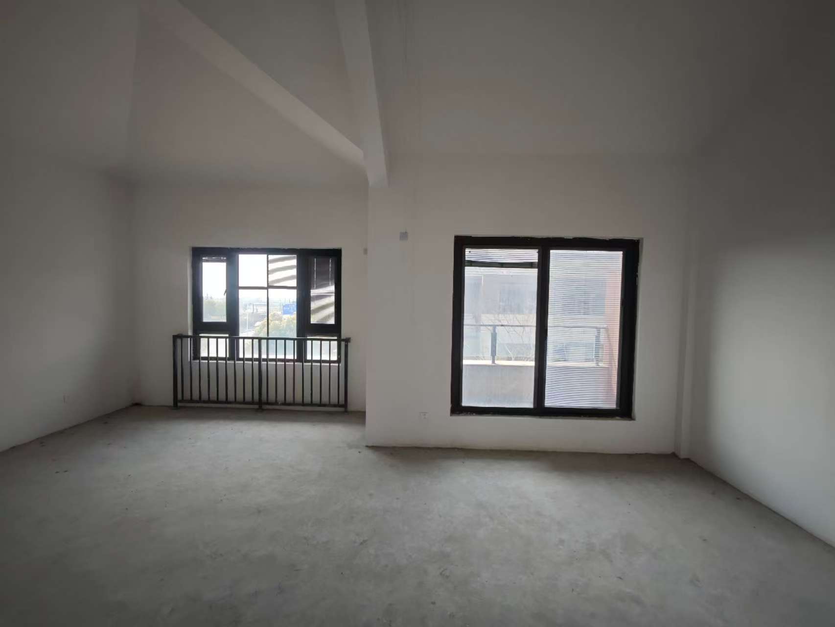 南通别业 4室2厅3卫 275m&sup2;