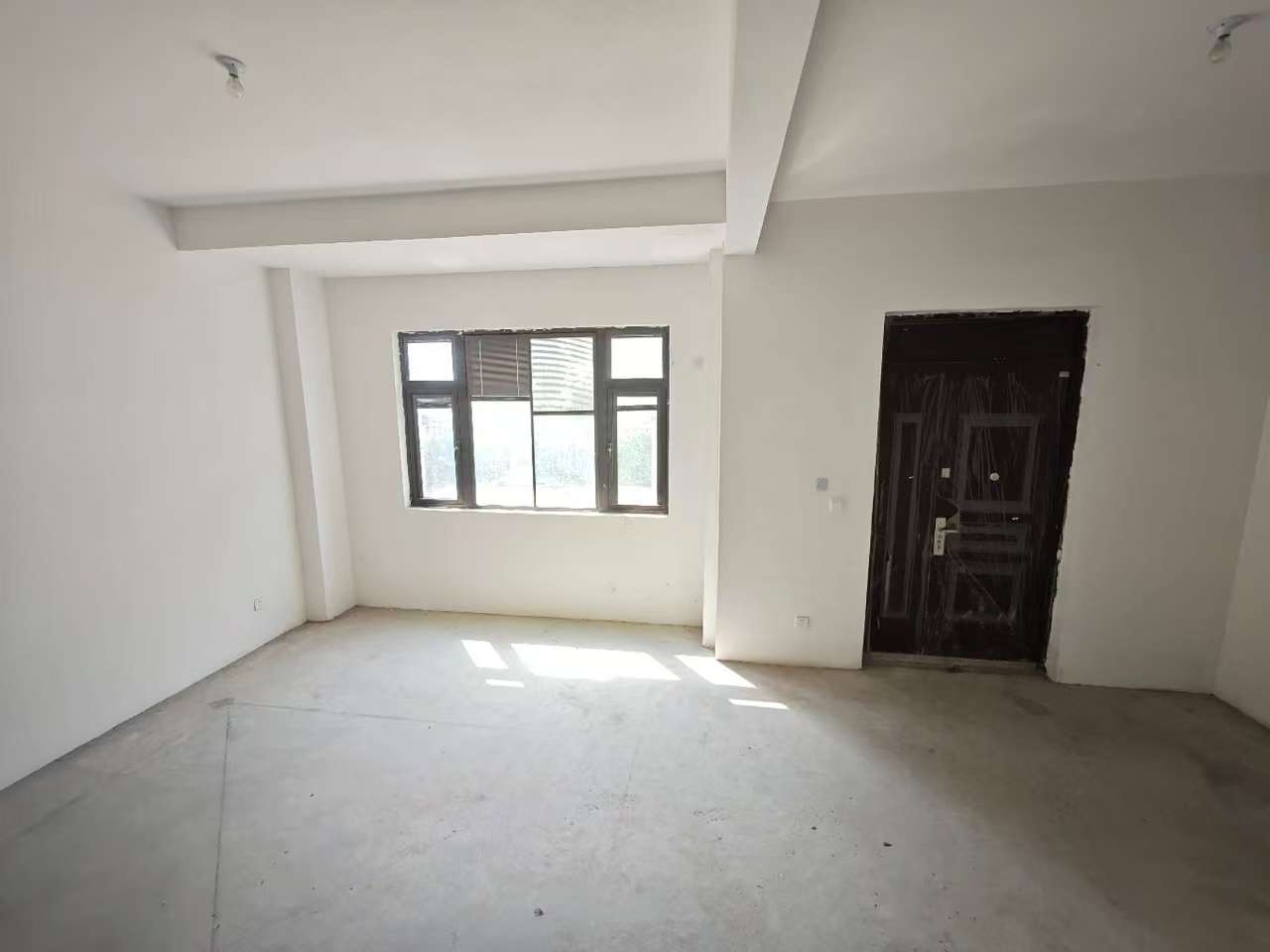 南通别业 4室2厅3卫 275m&sup2;