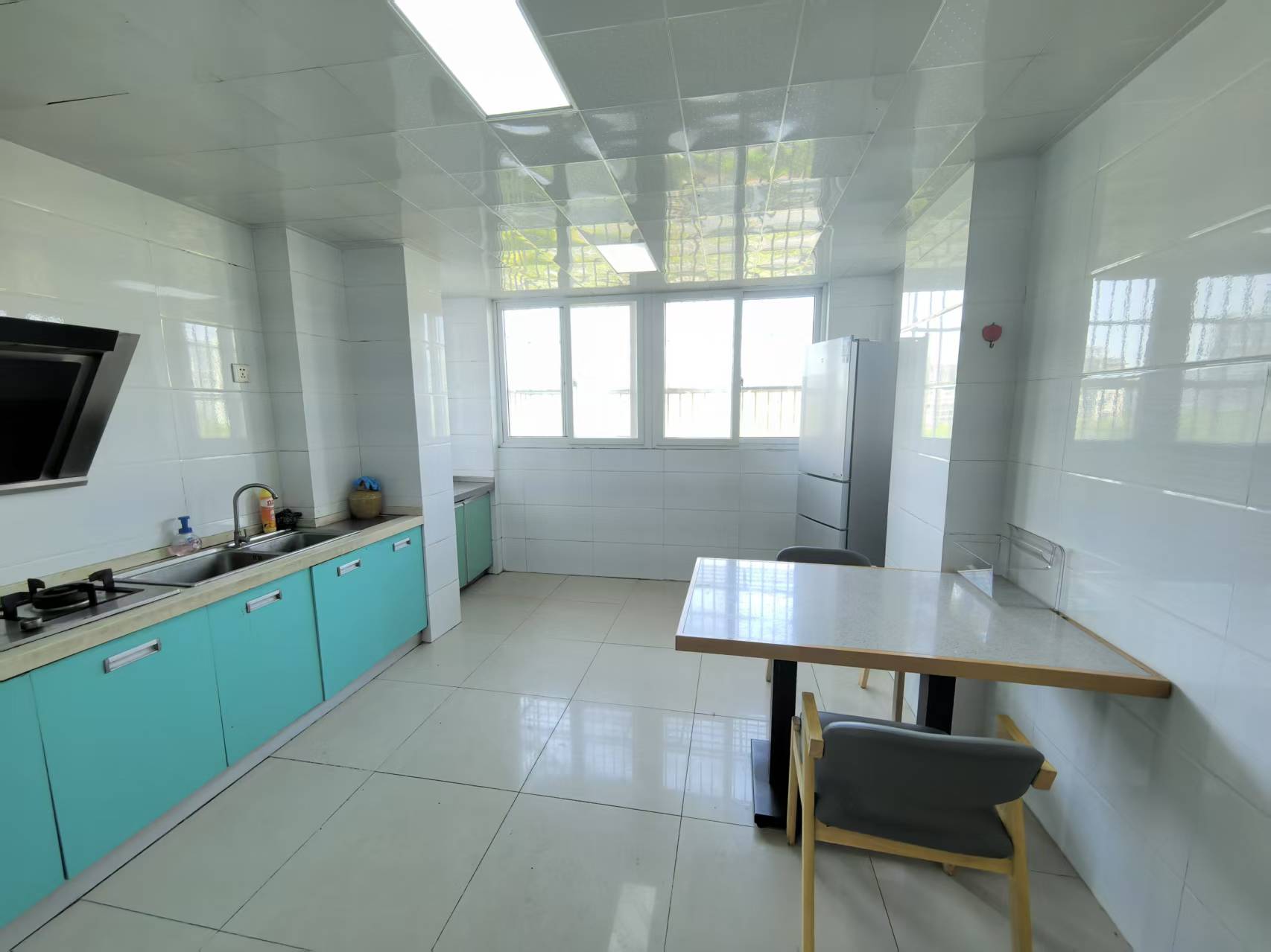 盛唐公寓 2室2厅1卫 95m&sup2;
