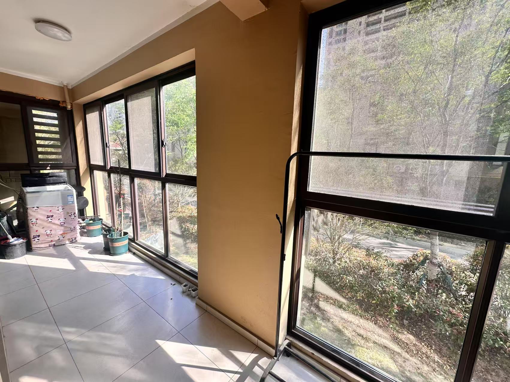 世茂云锦(九龙庭广场) 4室2厅2卫 146m&sup2;