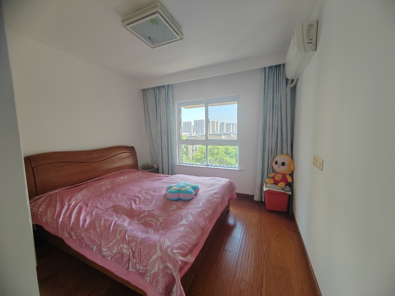 景瑞望府 4室2厅2卫 141.36m&sup2;