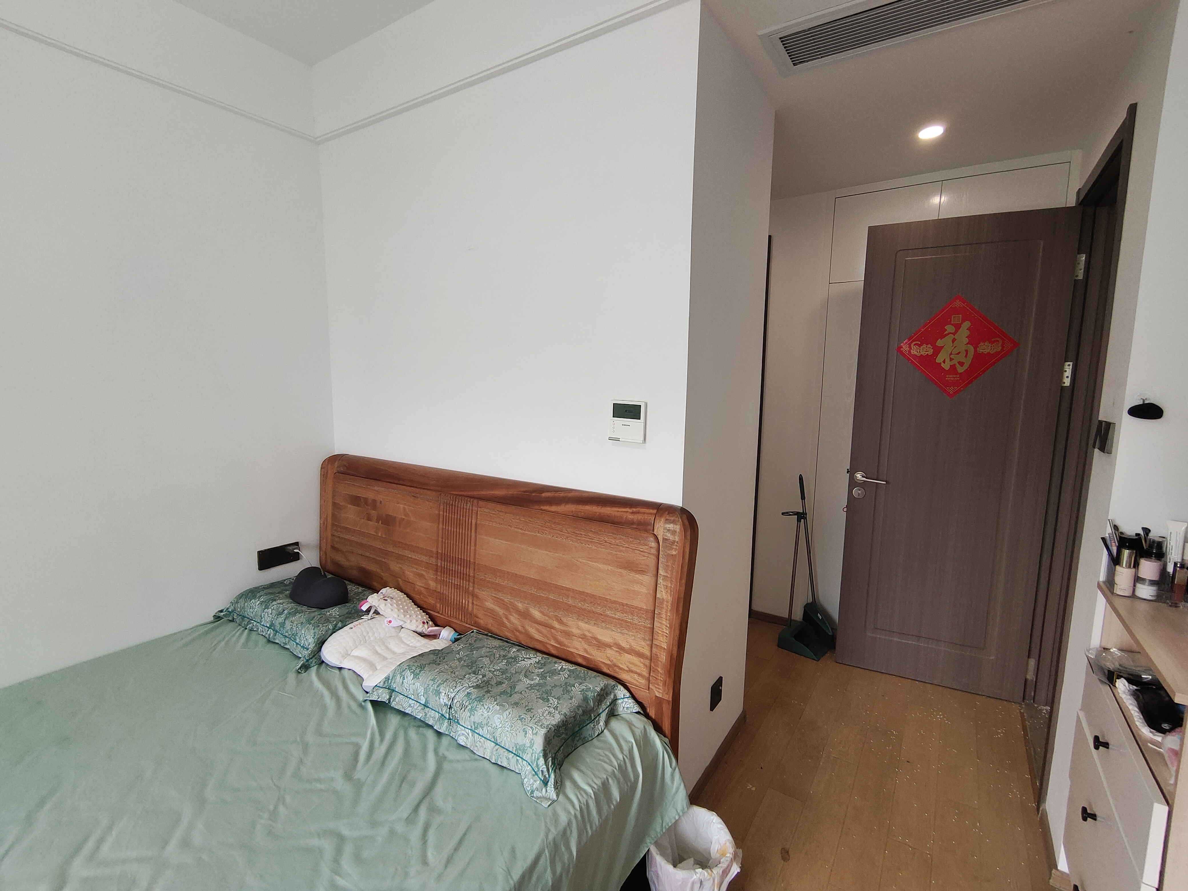 春风南岸东园 4室2厅3卫 167m&sup2;