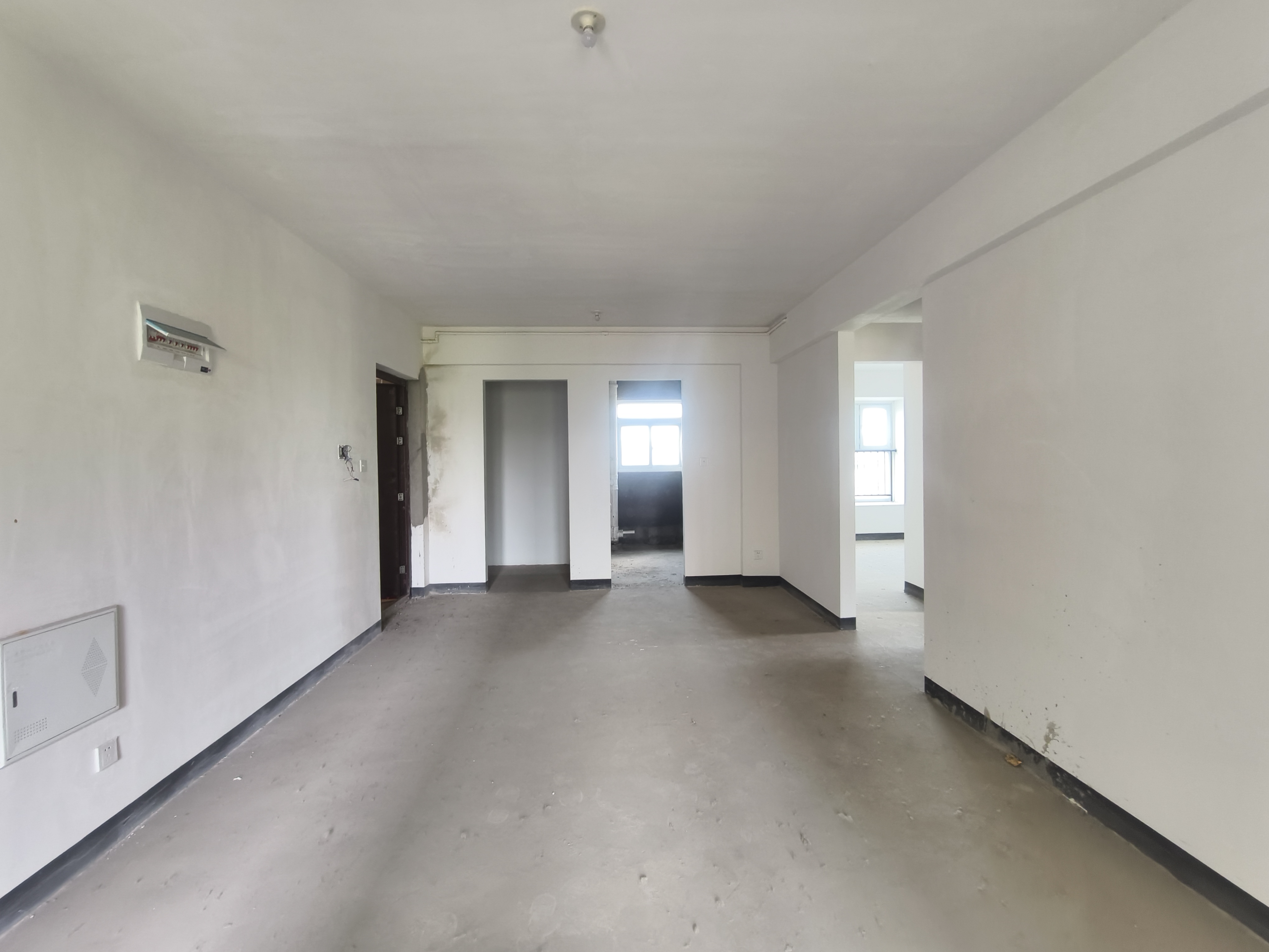 南山国际社区 3室2厅1卫 104m&sup2;