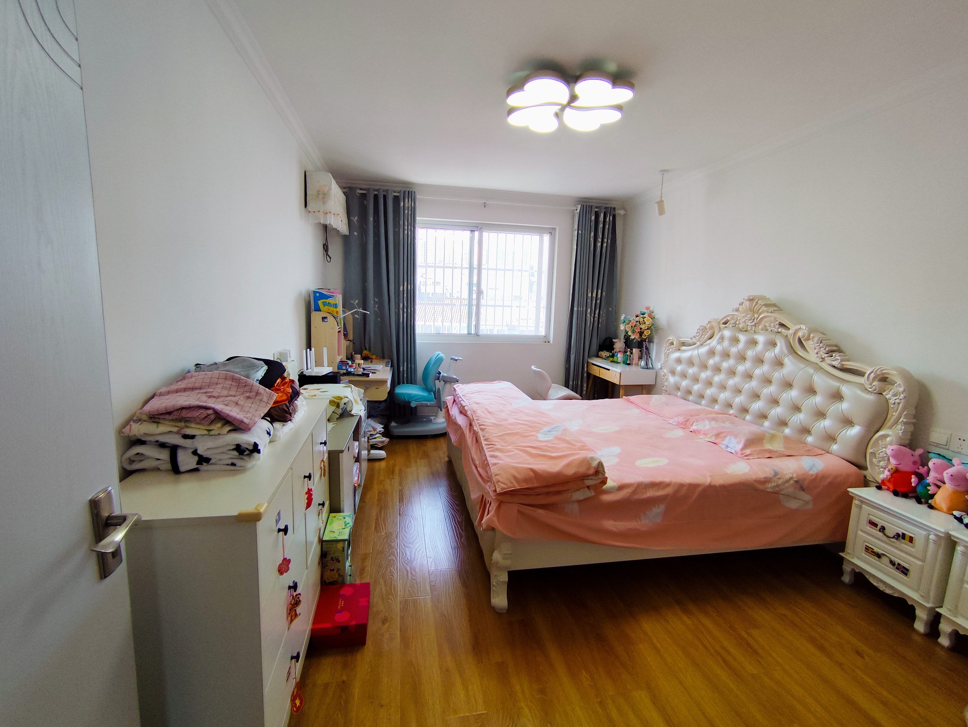 世纪新城 2室2厅1卫 185.85m&sup2;