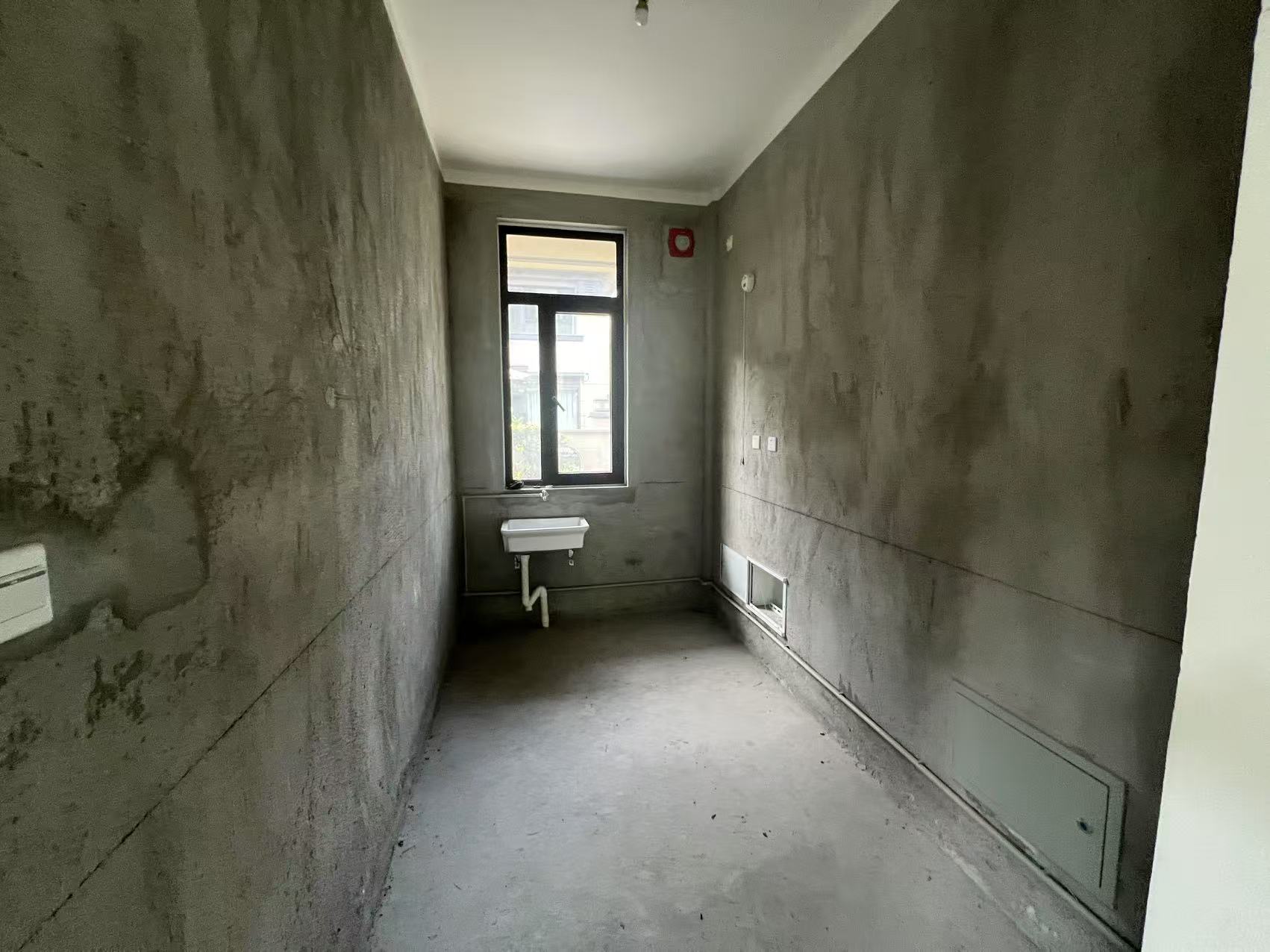 万濠山庄 4室2厅2卫 272.00m&sup2;