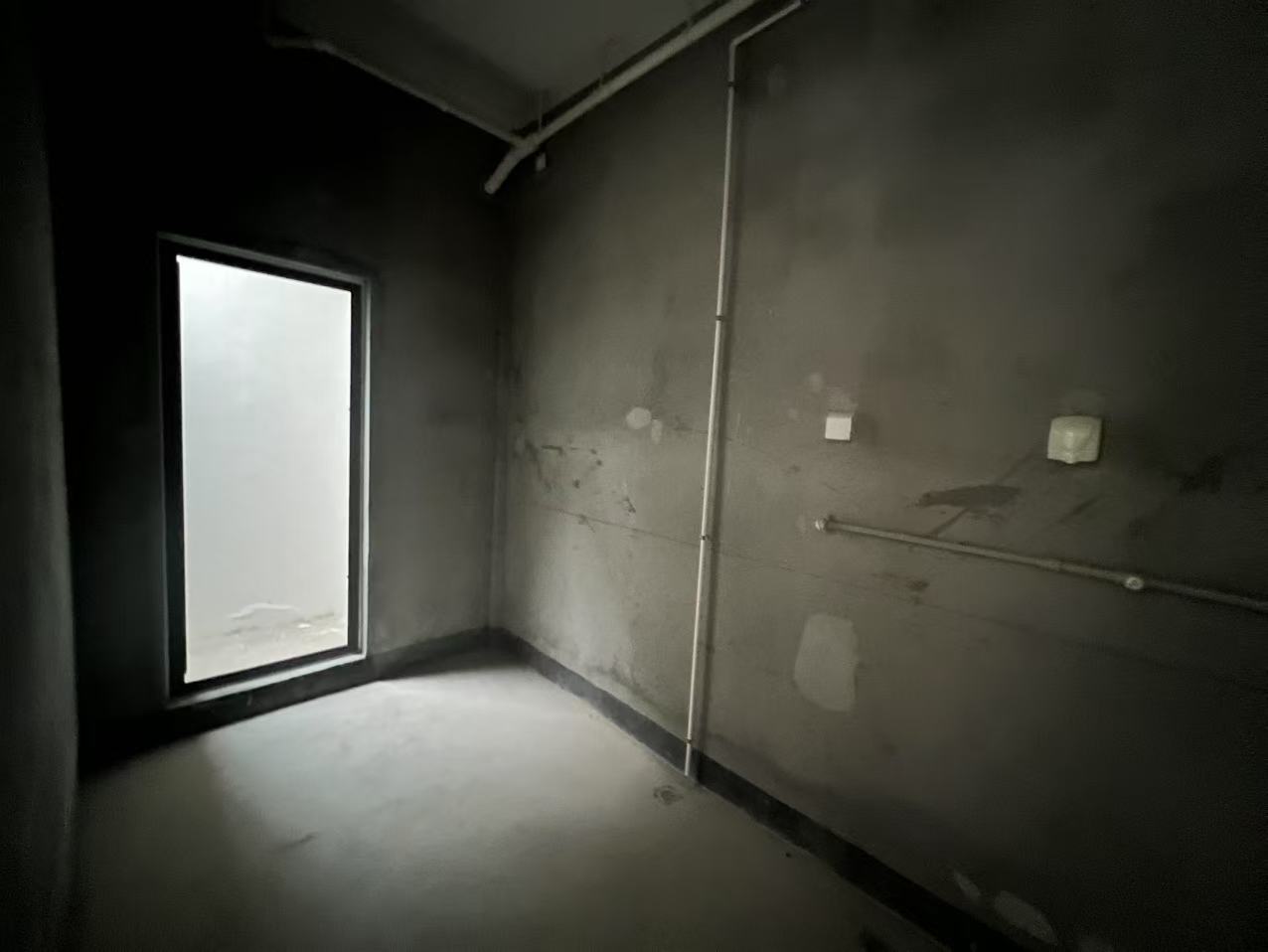 万濠山庄 4室2厅2卫 272.00m&sup2;