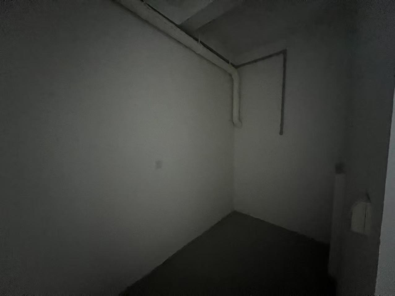 万濠山庄 4室2厅2卫 272.00m&sup2;