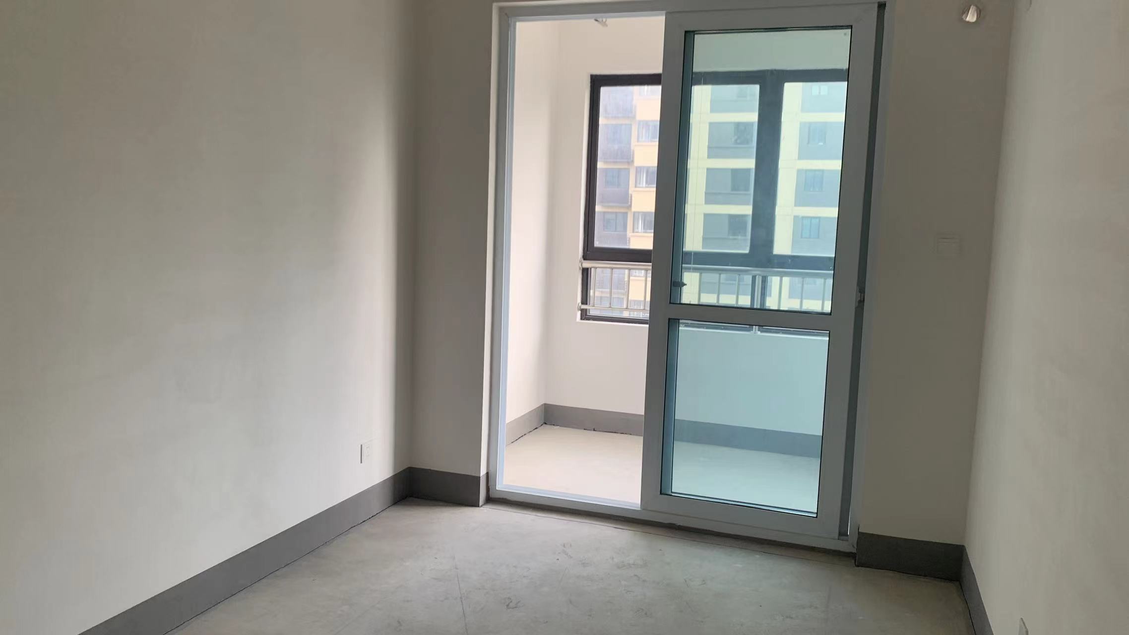 兴石花园 2室2厅1卫 79m&sup2;