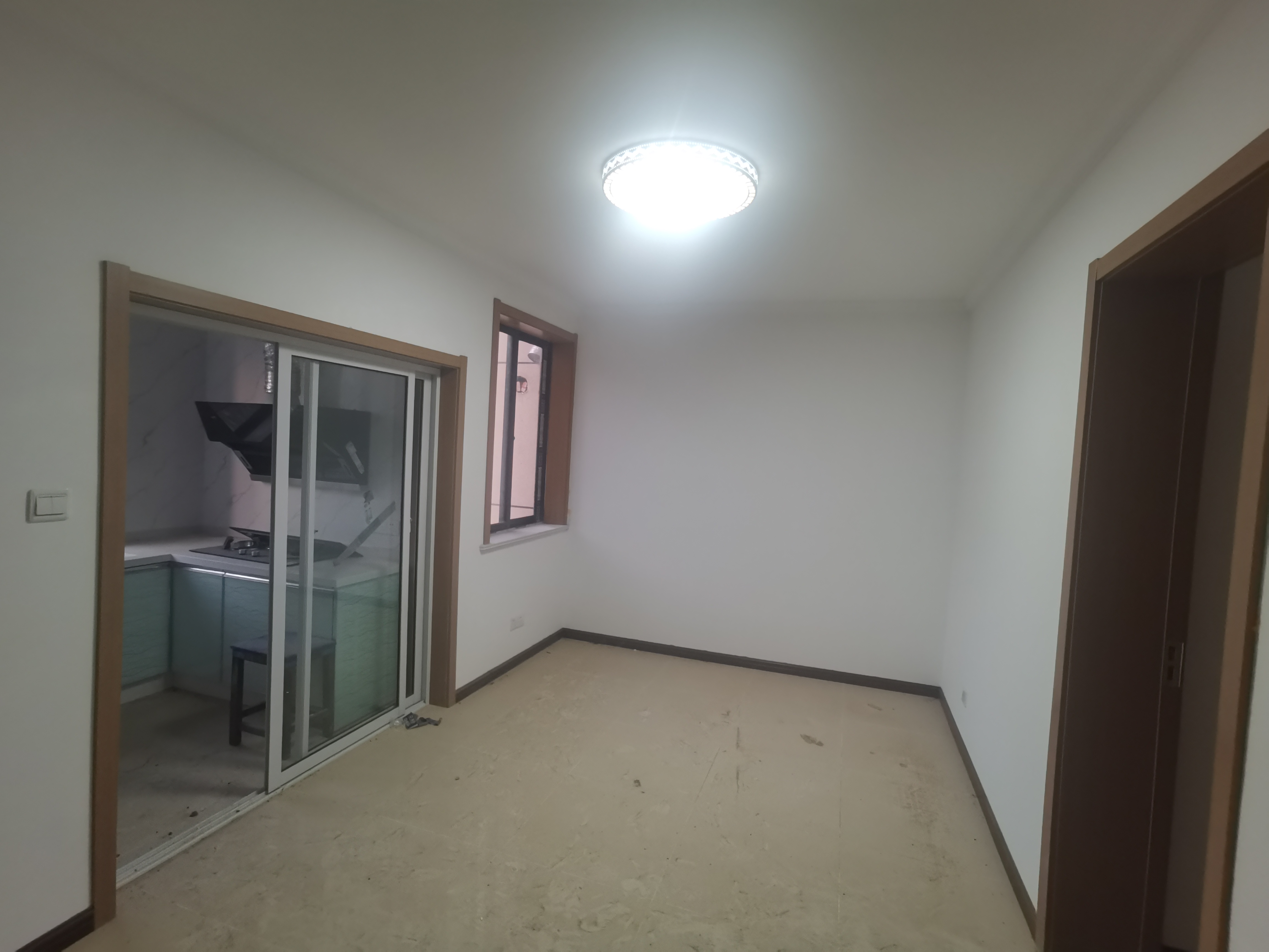 虹桥新村(朝霞路) 2室1厅1卫 62m&sup2;