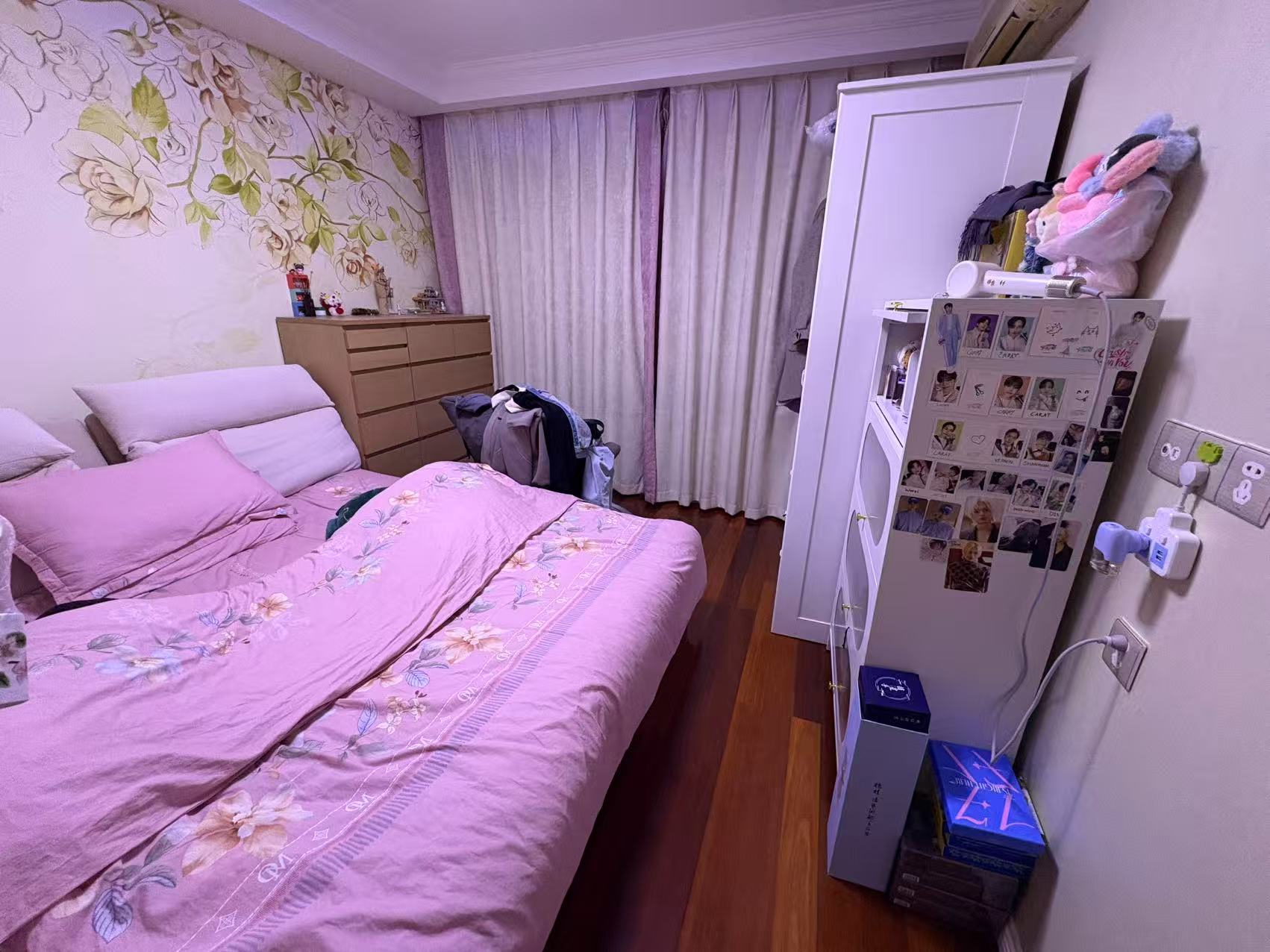 虹景园 3室2厅2卫 130.76m&sup2;