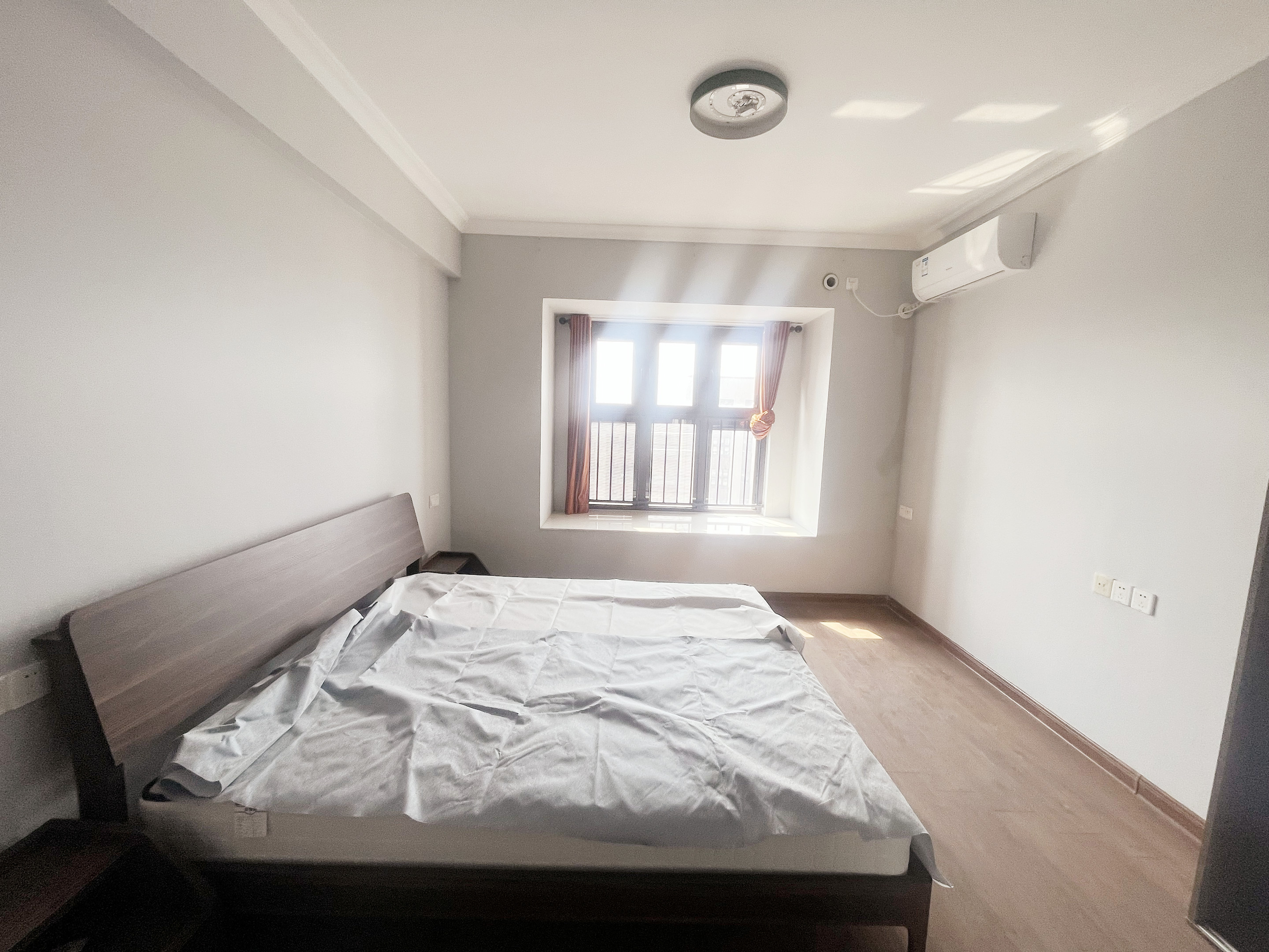 碧桂园时代悦城 3室2厅2卫 114.18m&sup2;