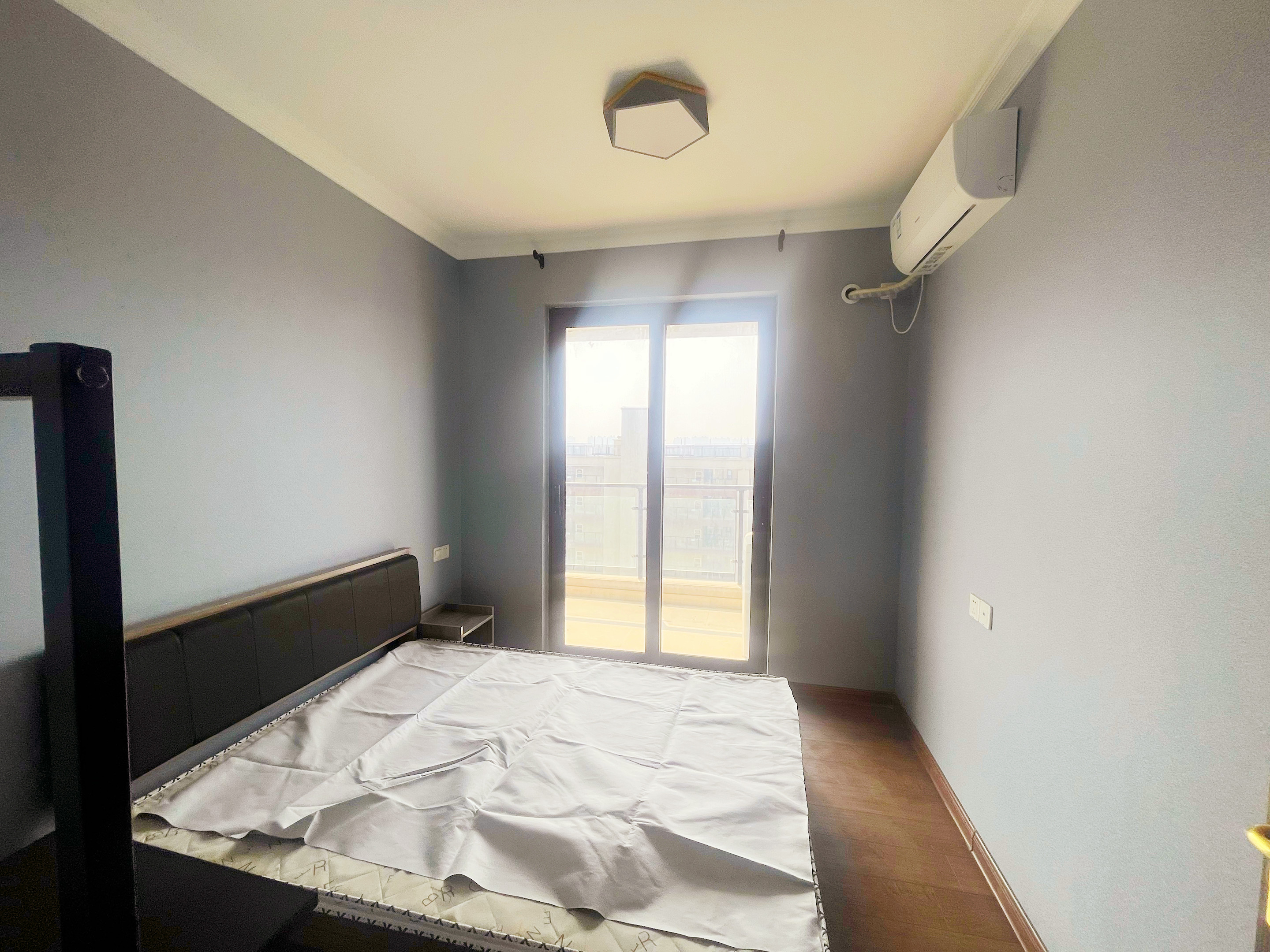 碧桂园时代悦城 3室2厅2卫 114.18m&sup2;