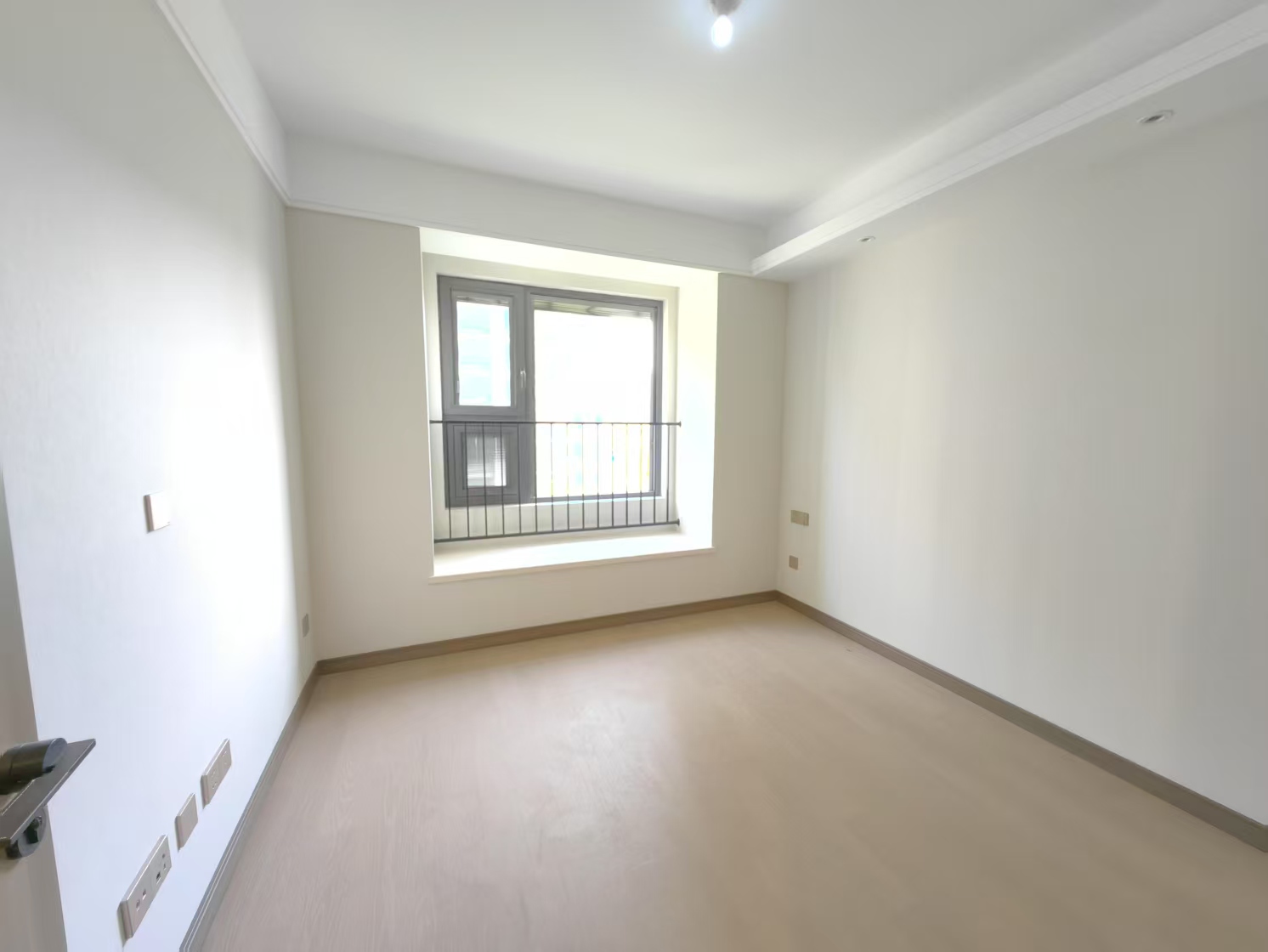 北纬31度 3室1厅1卫 96.86m&sup2;