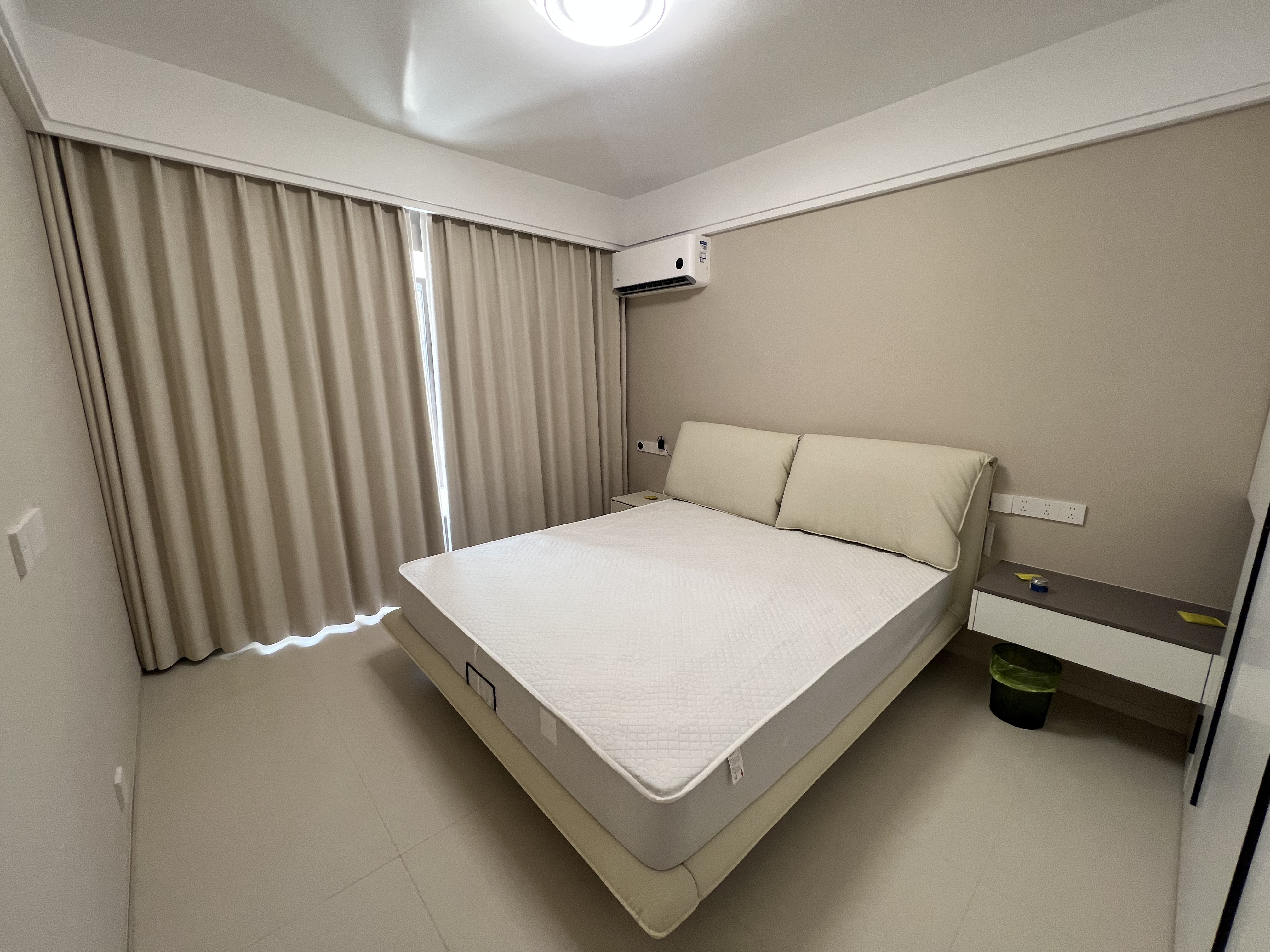 华强城 3室2厅2卫 135.00m&sup2;
