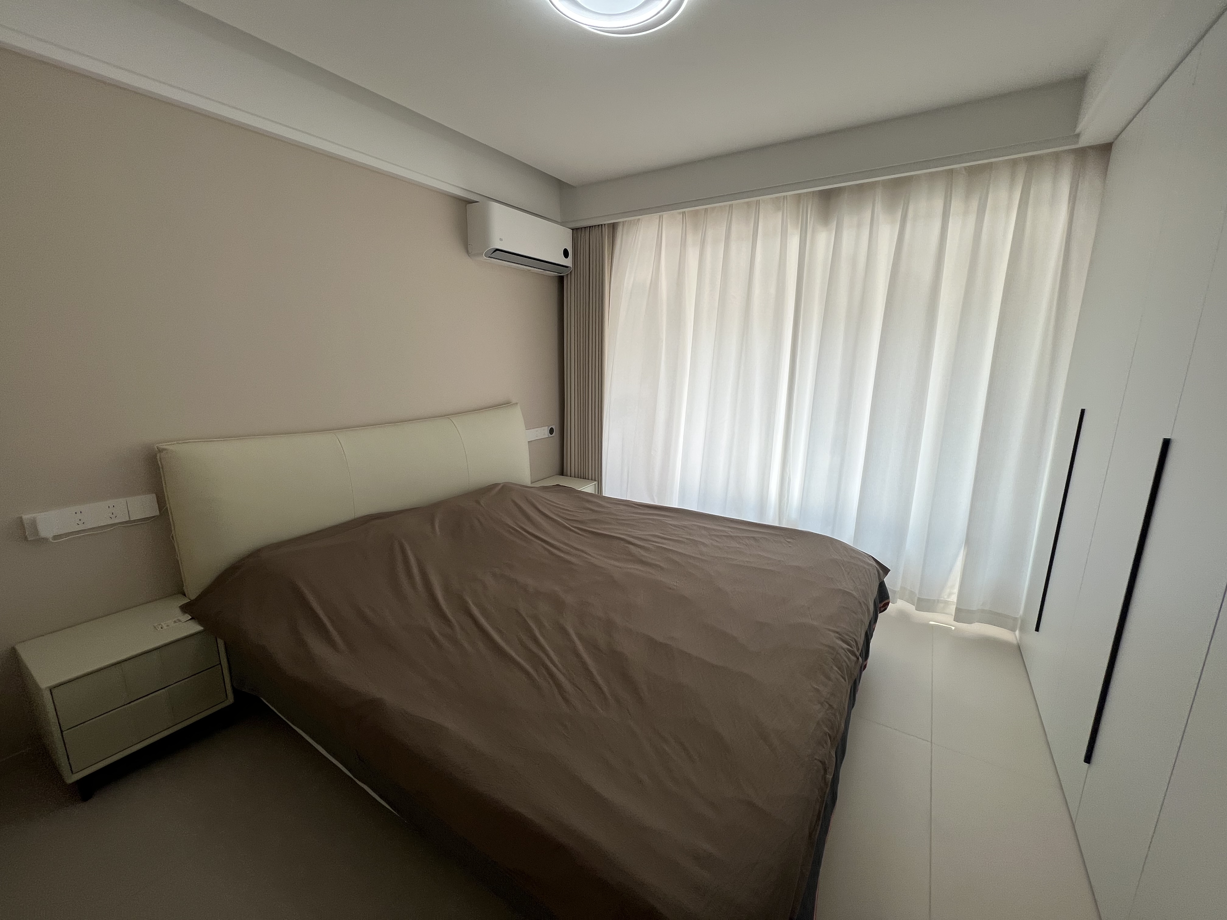 华强城 3室2厅2卫 135.00m&sup2;