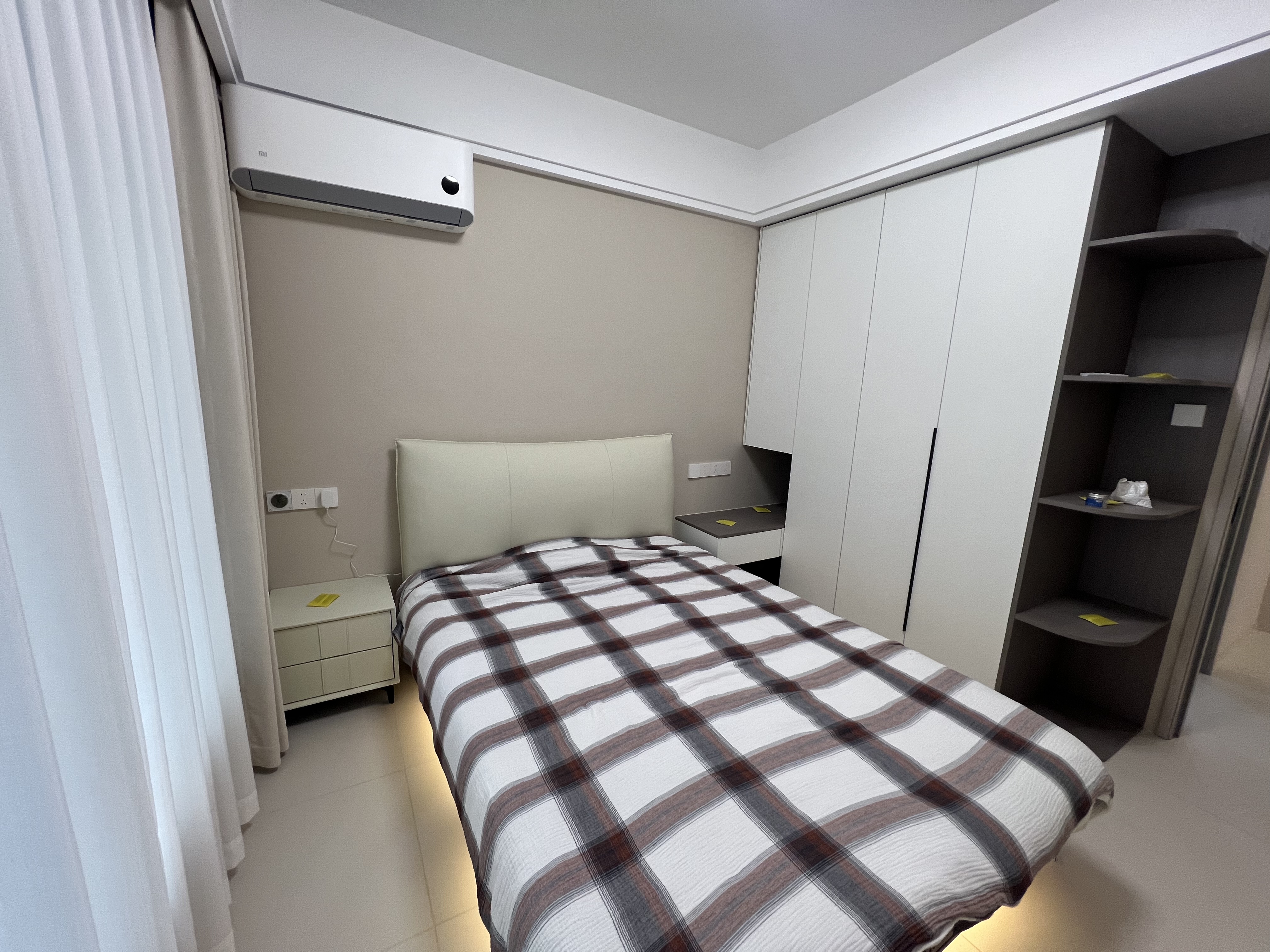 华强城 3室2厅2卫 135.00m&sup2;