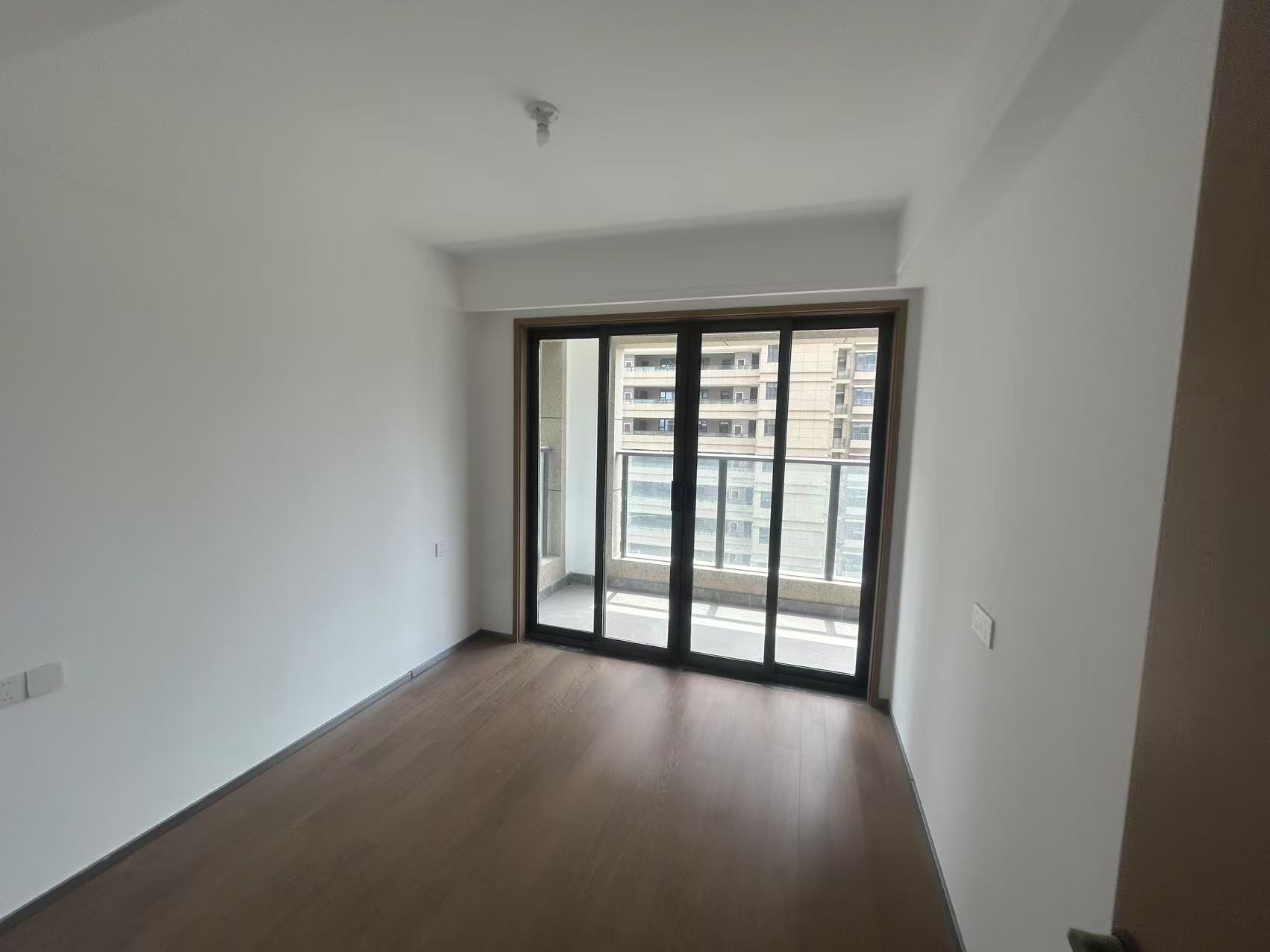 远创宸樾 3室2厅1卫 103.00m&sup2;